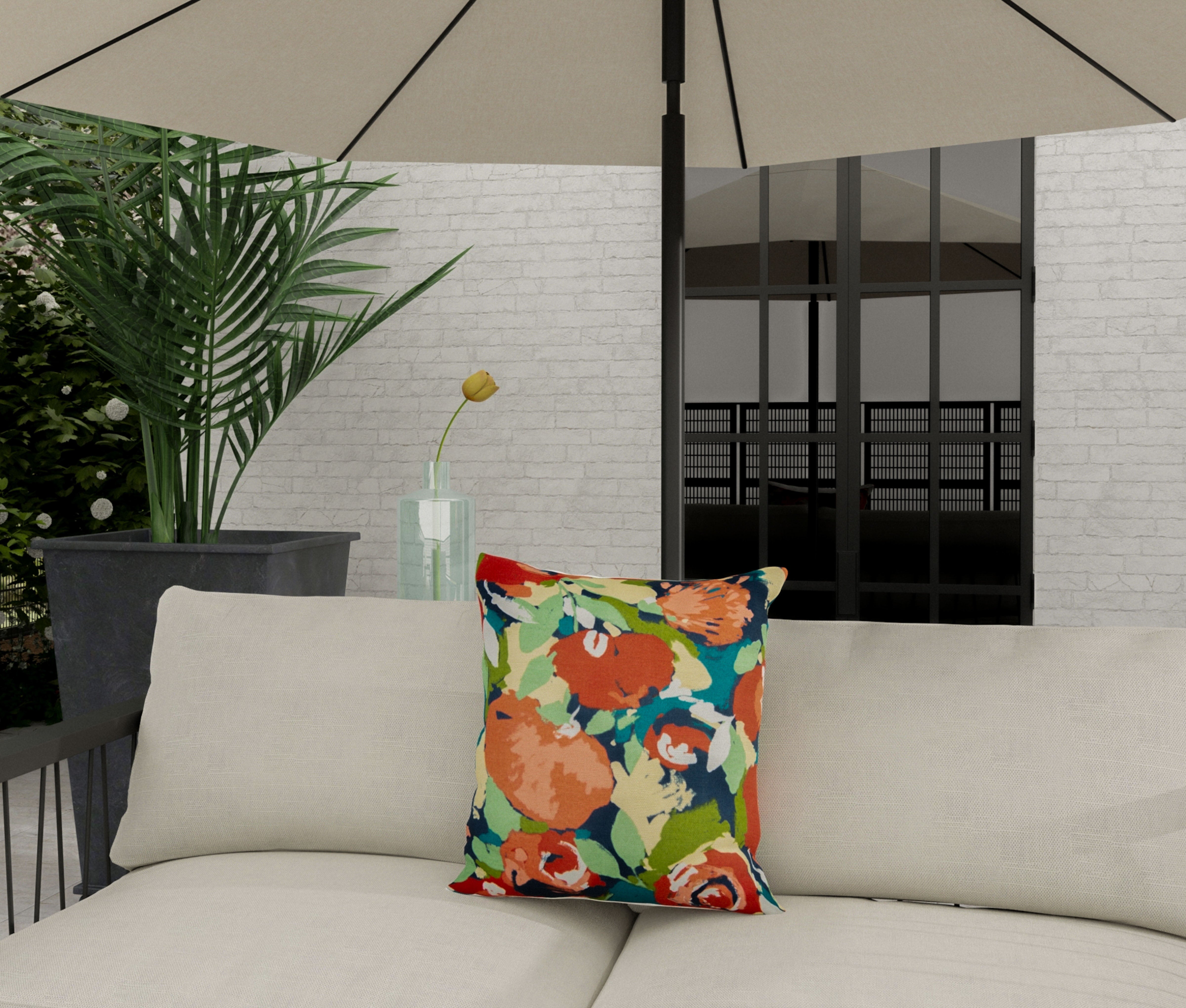 Indoor/Outdoor Floral Decorative Throw Pillow