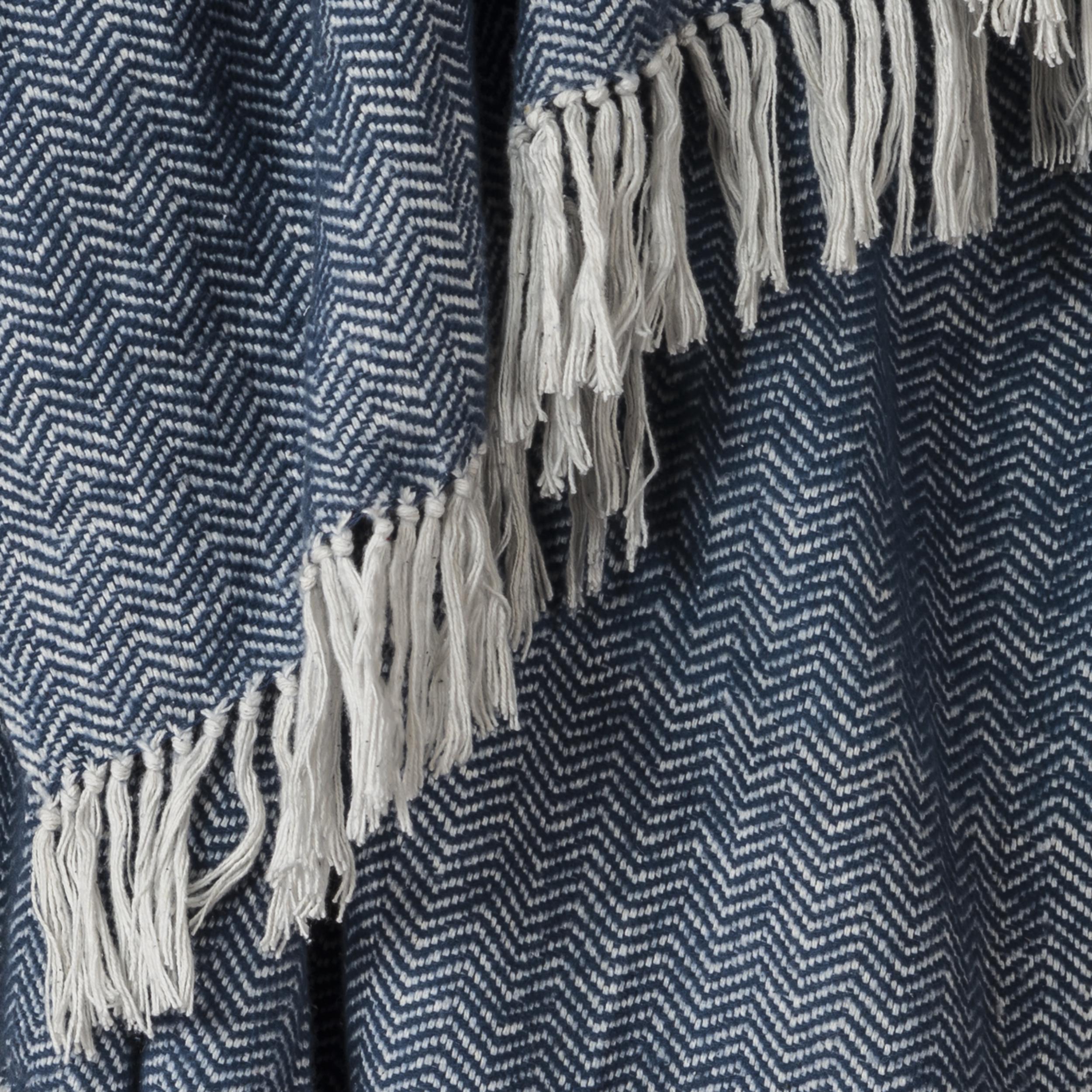 Woven Chevron 100% Cotton Throw