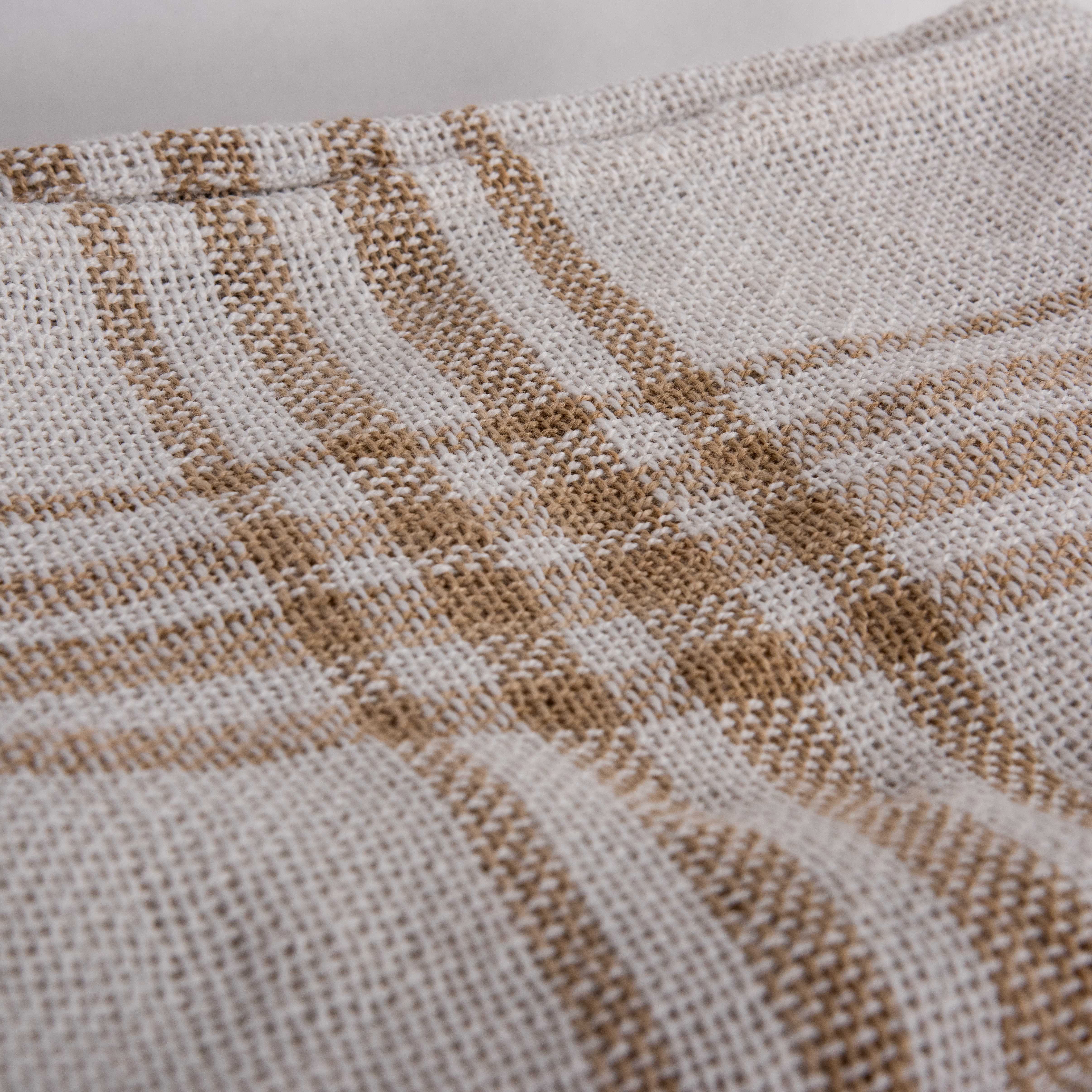 Indoor/Outdoor Plaid Decorative Throw Blanket