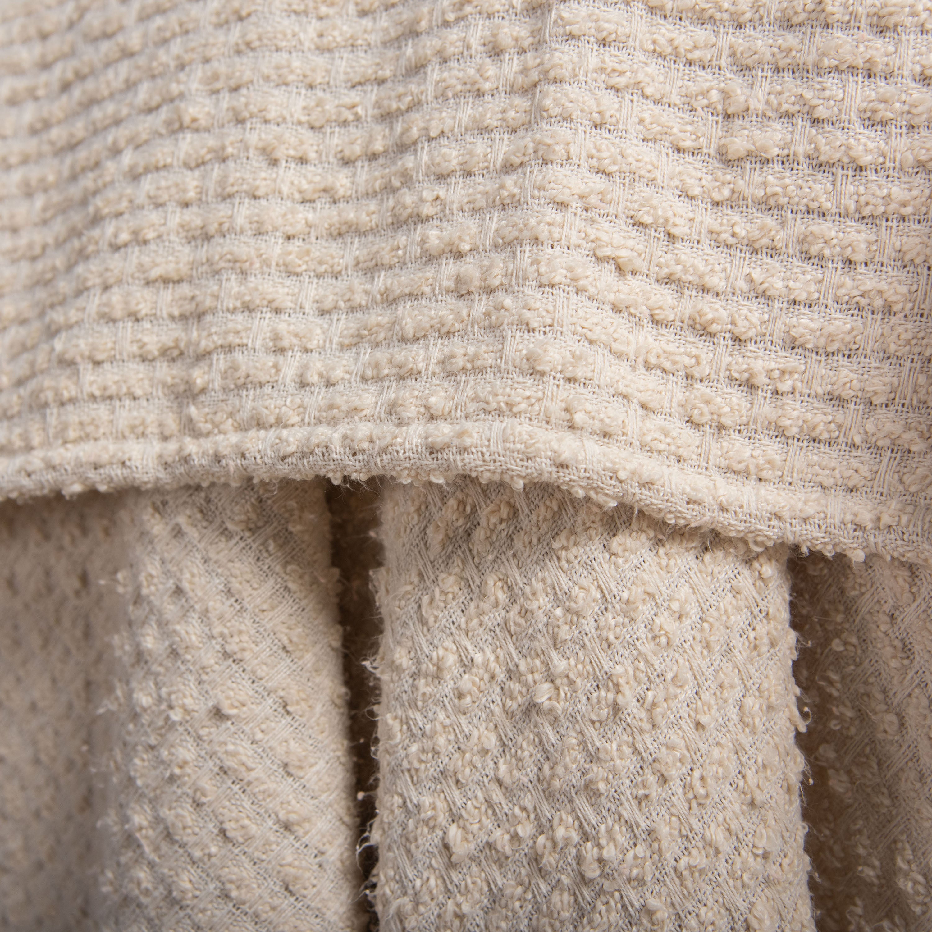 Indoor/Outdoor Solid Tassel Decorative Throw Blanket