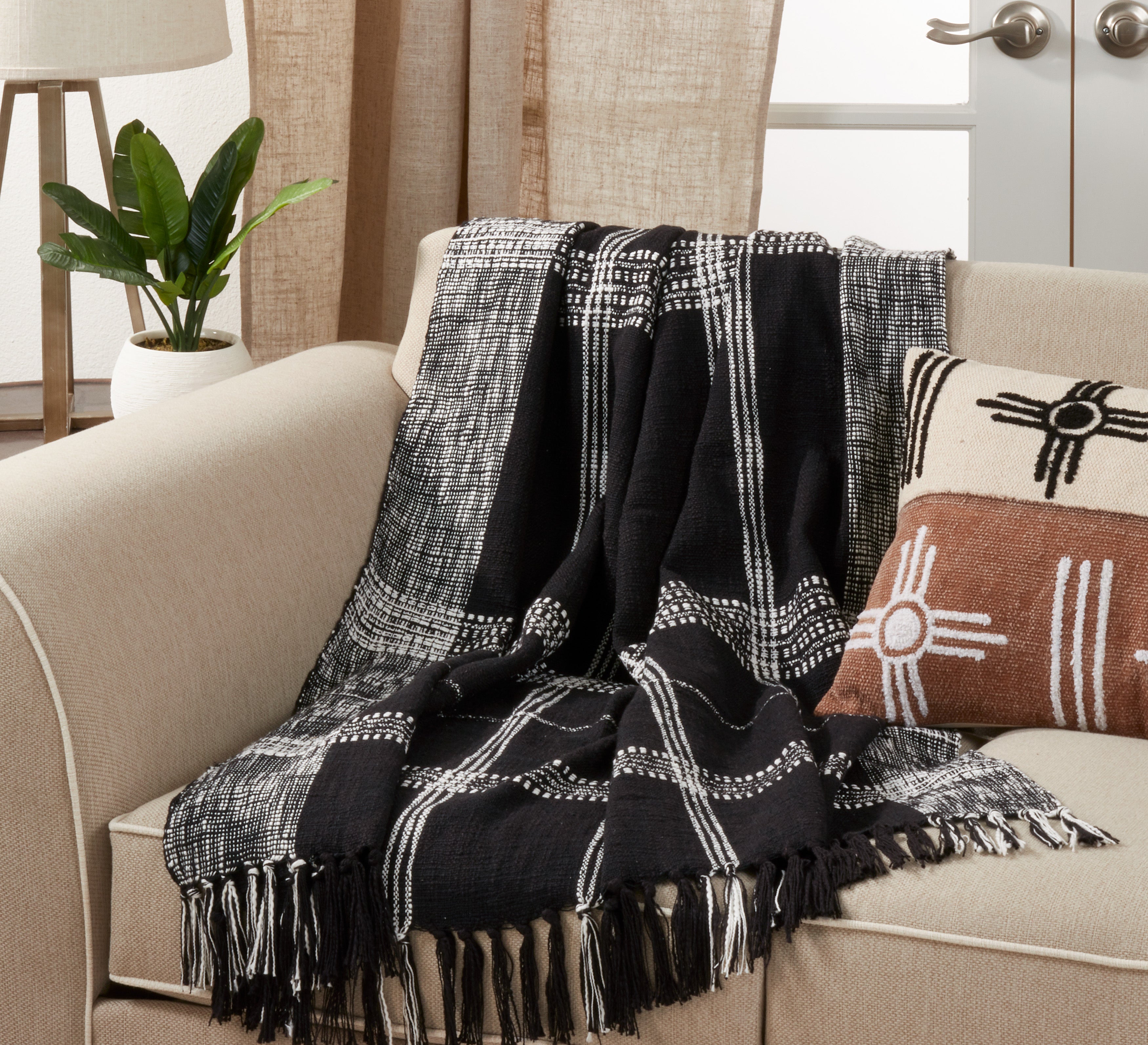 Black Plaid Design Cotton Throw Blanket