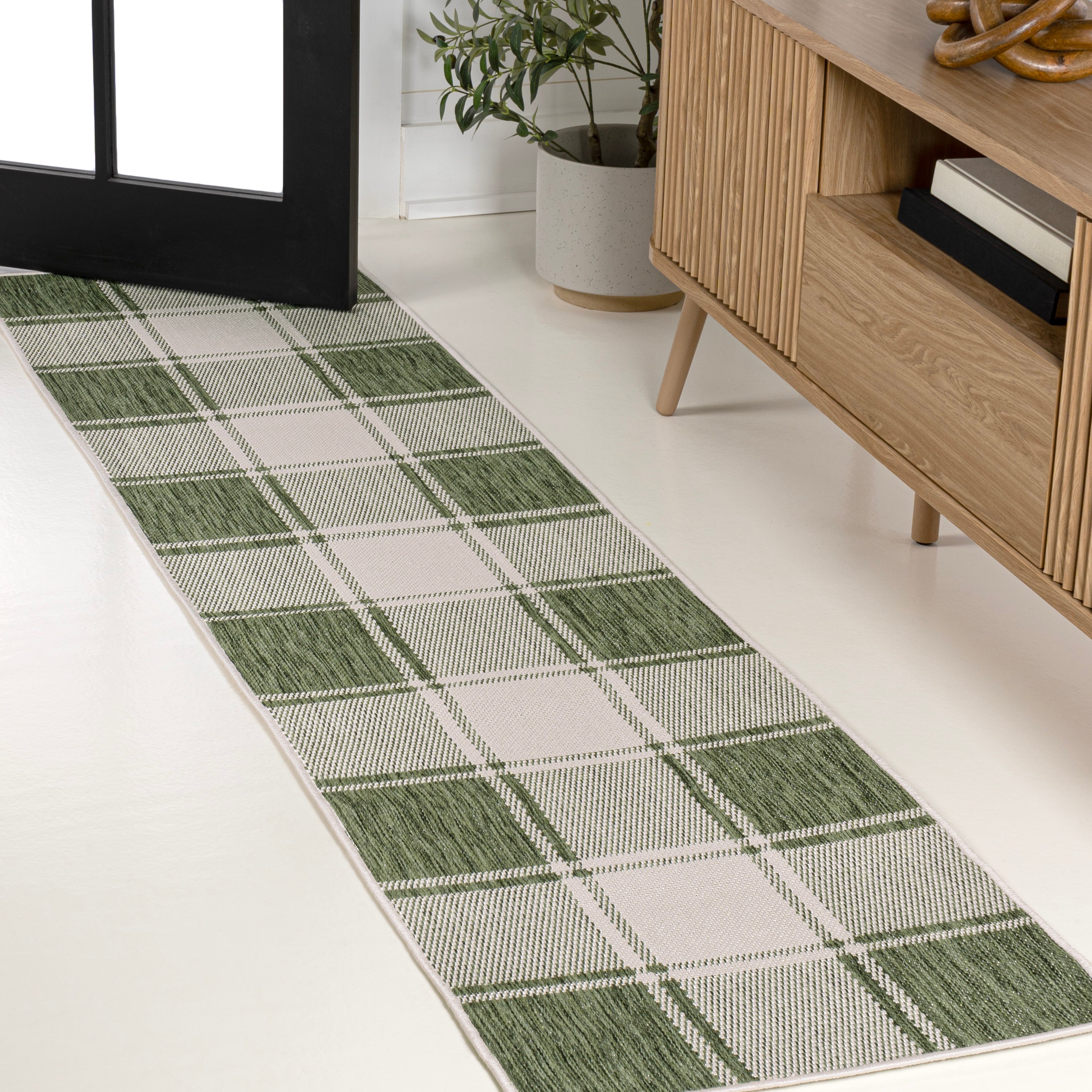 Sabine Traditional Farmhouse Bold Gingham Indoor/Outdoor Area Rug