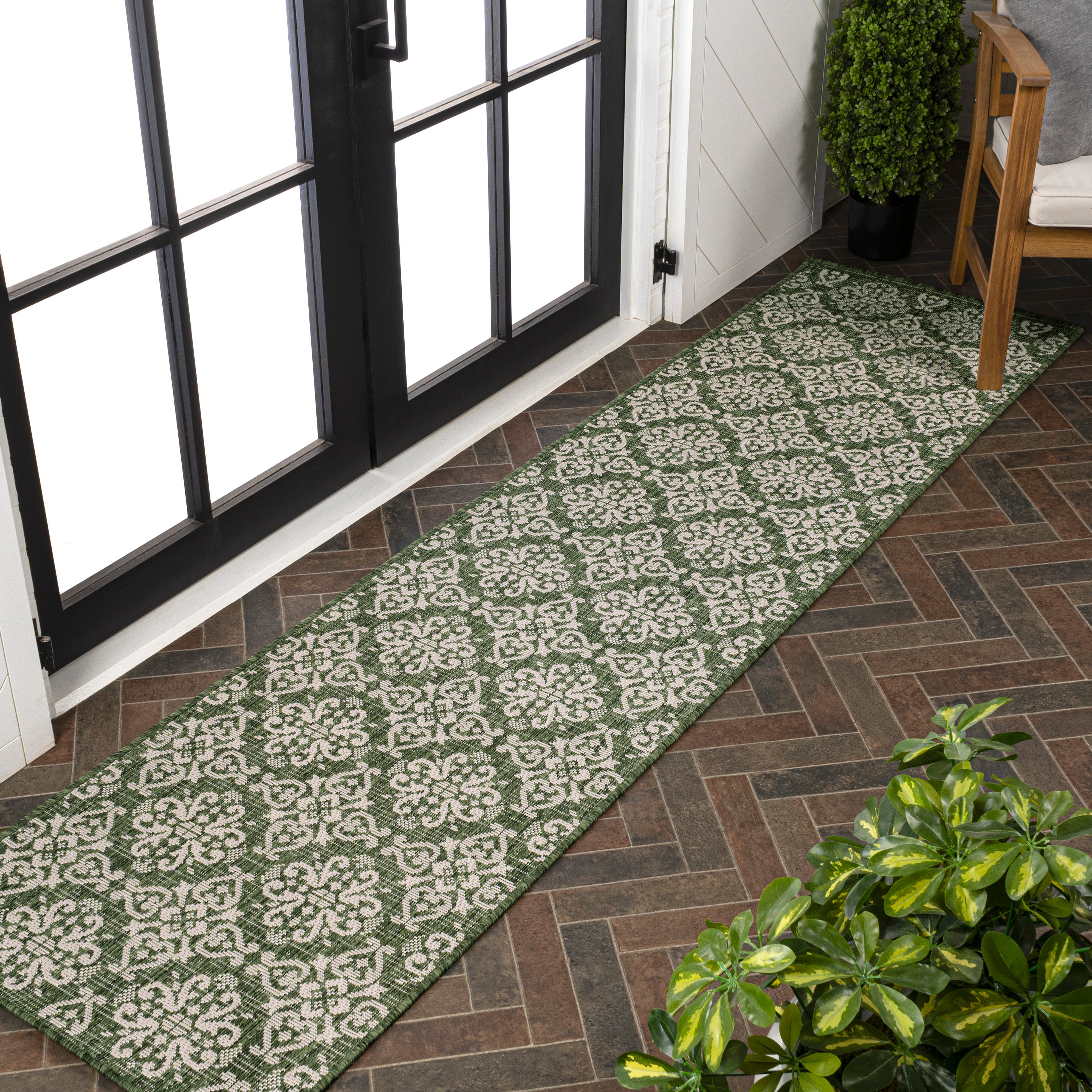 Amora Traditional Mediterranean Tile Design Indoor/Outdoor Rug