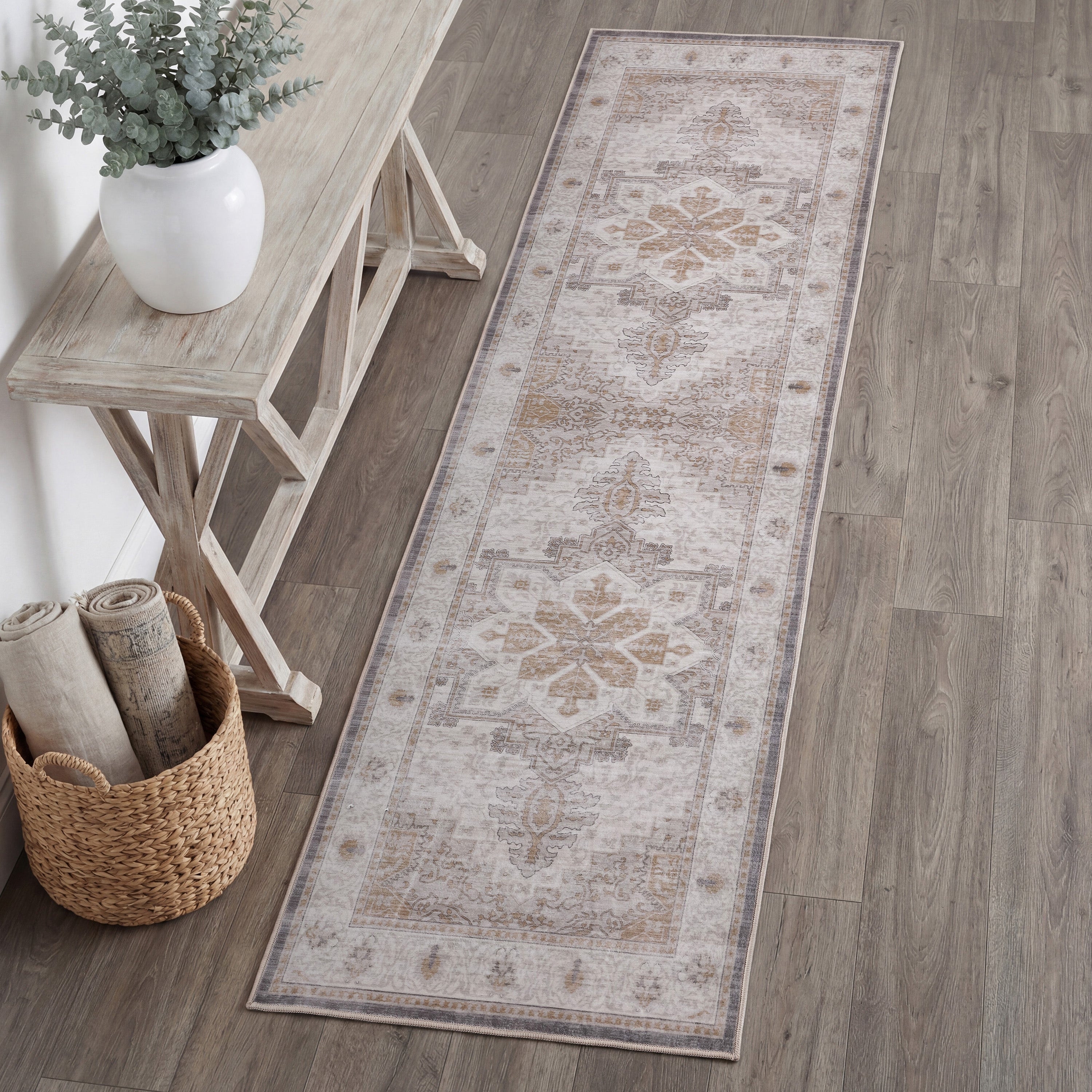 Eleanor Vintage Medallion Border Non-Slip Machine-Washable Rug
