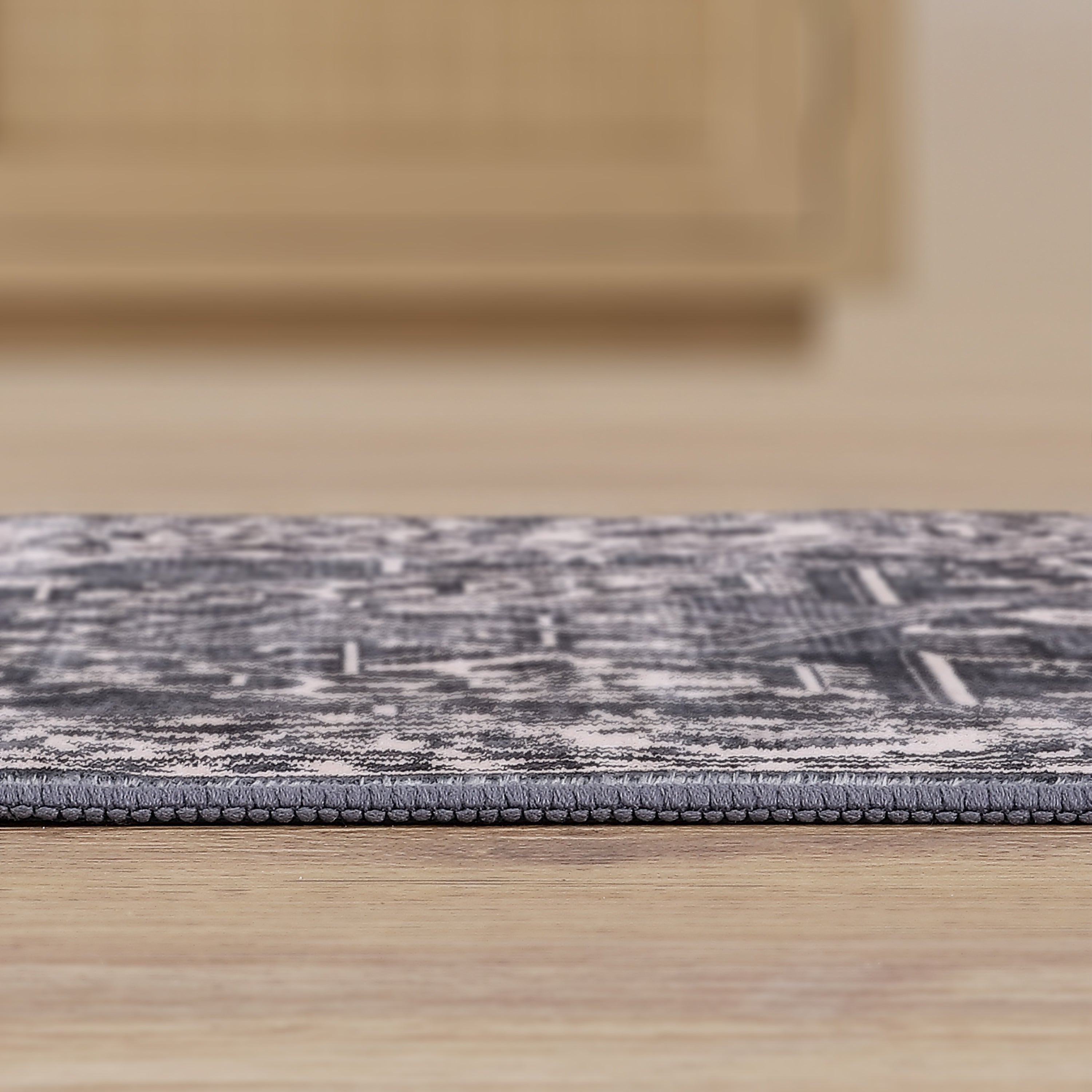 Eleanor Vintage Medallion Border Non-Slip Machine-Washable Rug
