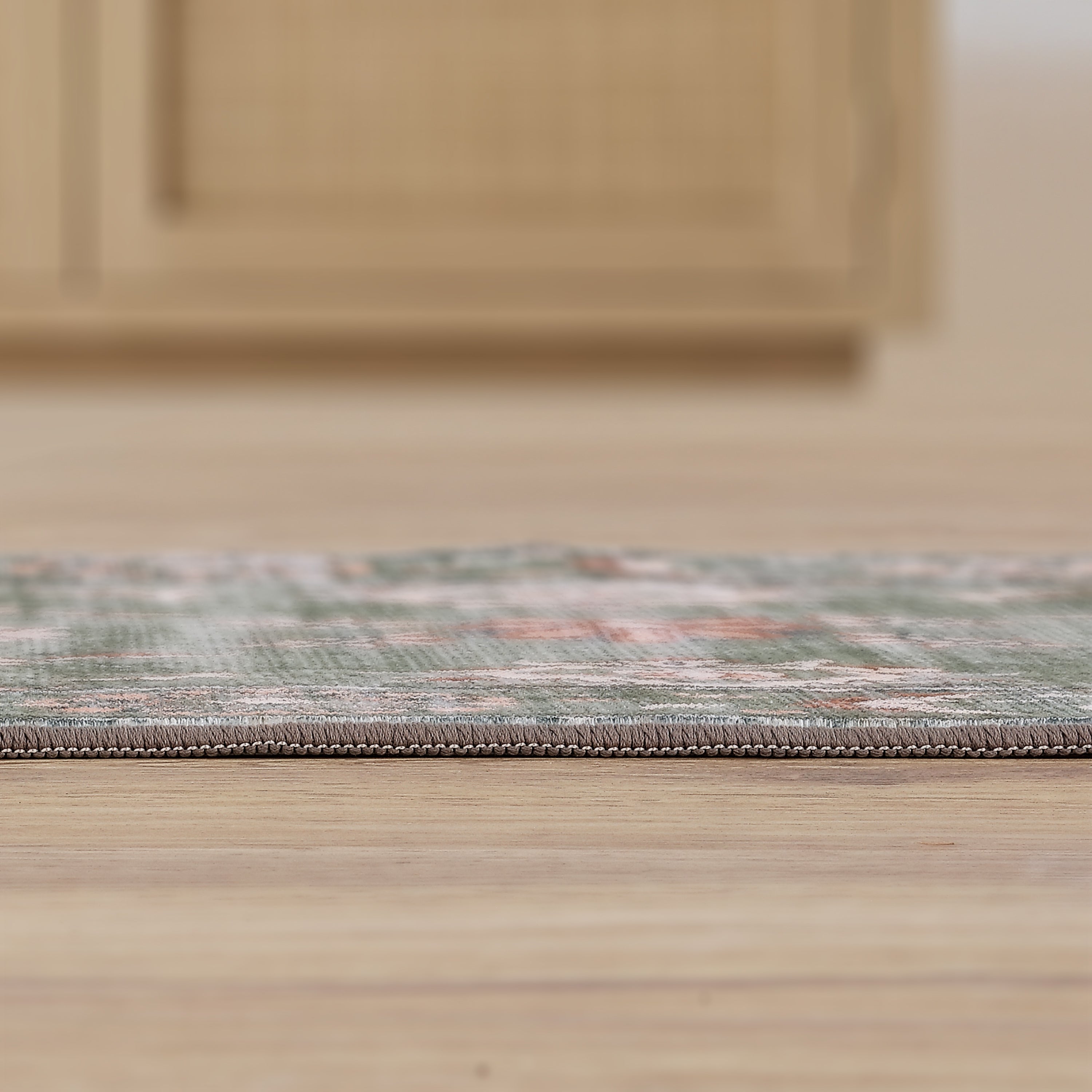 Arabella Vintage Floral Border Non-Slip Machine-Washable Rug