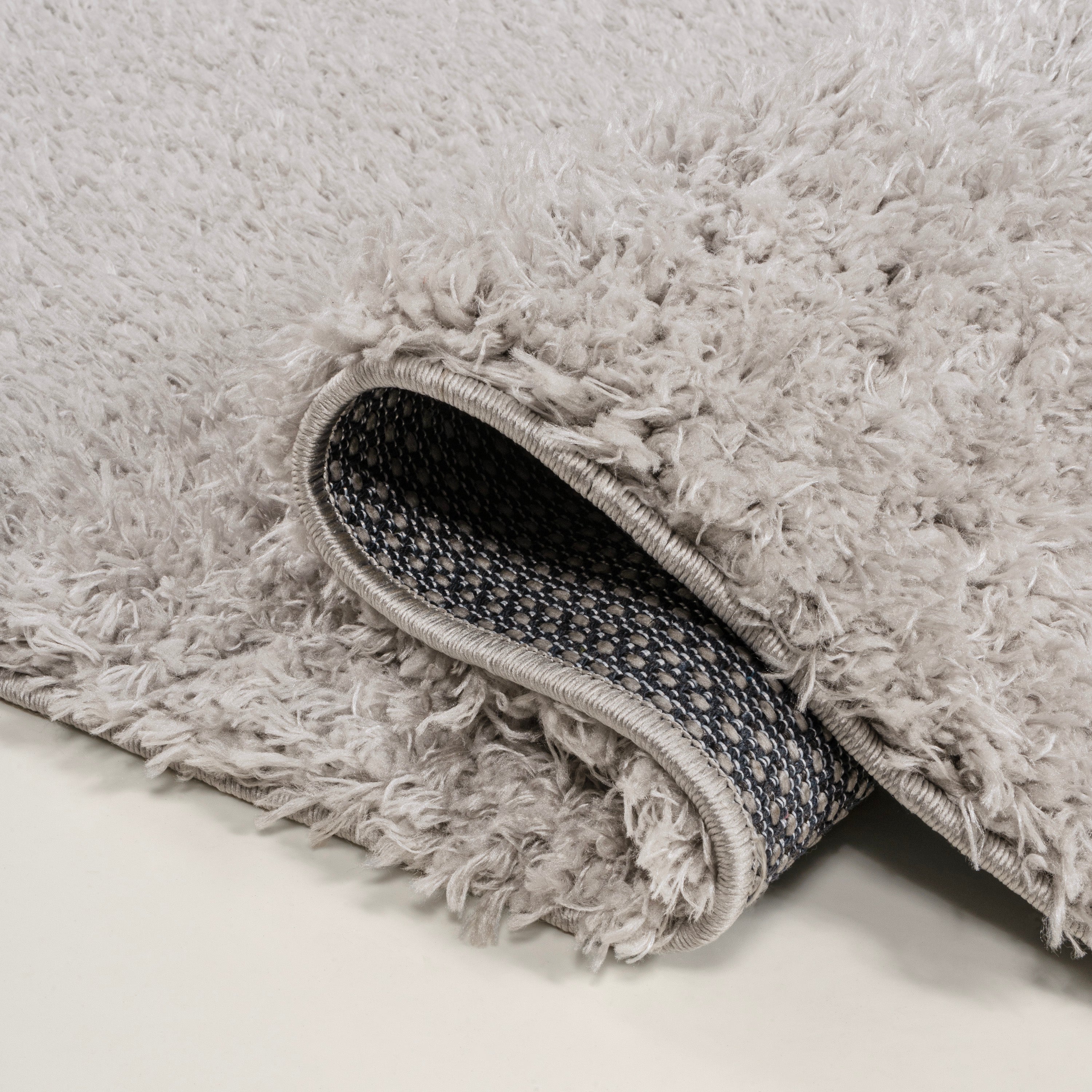 Clayton Coastal Solid Glam Shag Machine-Washable Area Rug