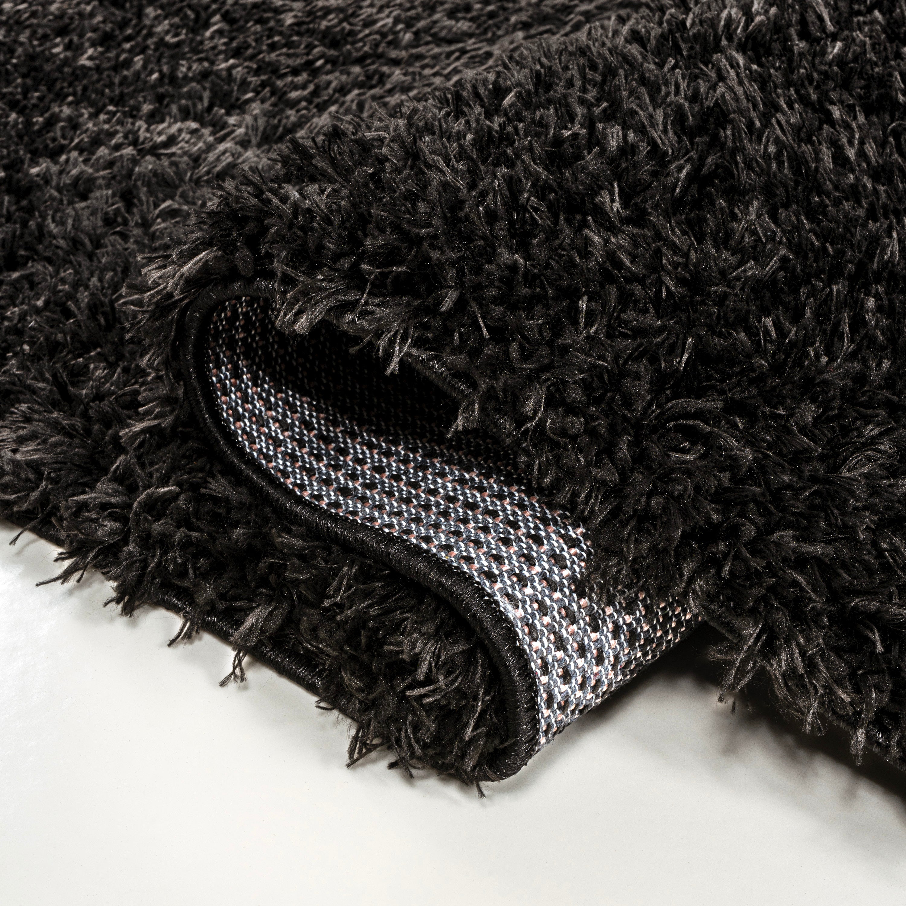 Clayton Coastal Solid Glam Shag Machine-Washable Area Rug