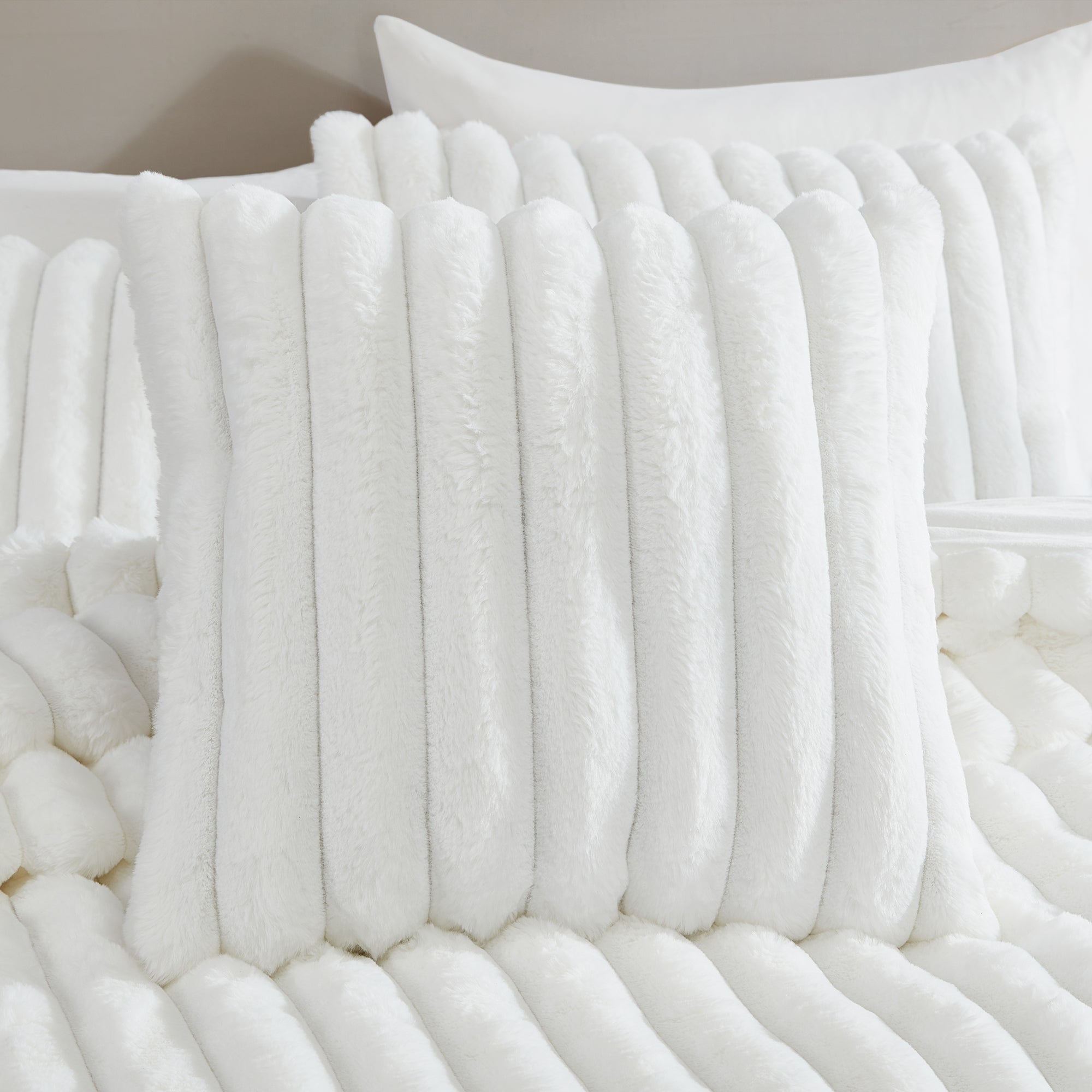 Everett Channel Faux Fur White 4 PC Comforter Set