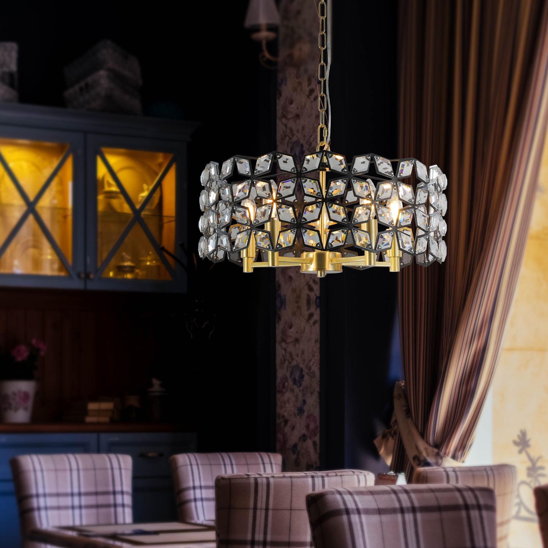 Pendant Light with Round Crystal and Diamond Shape