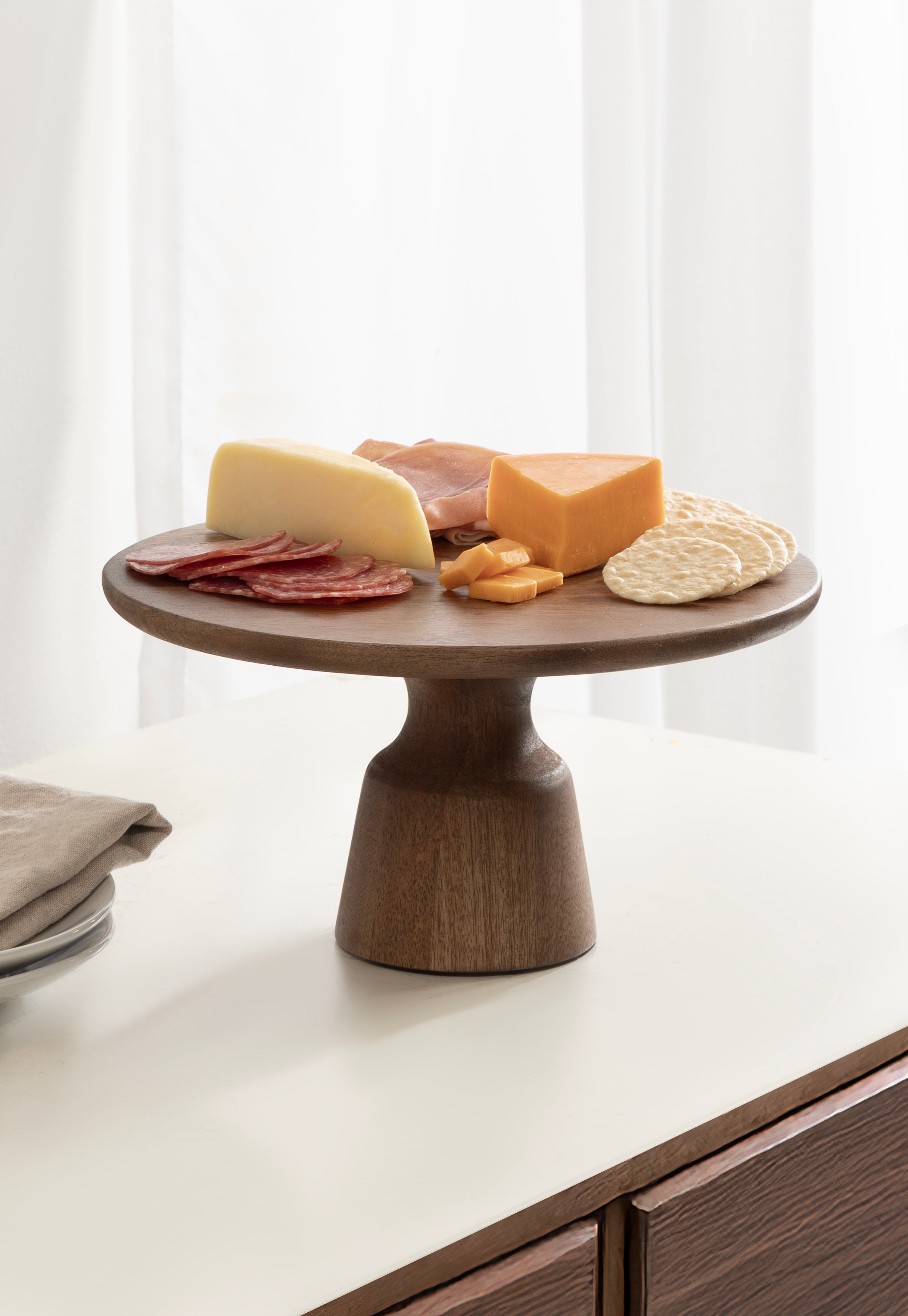 Anjana Round Cake Stand