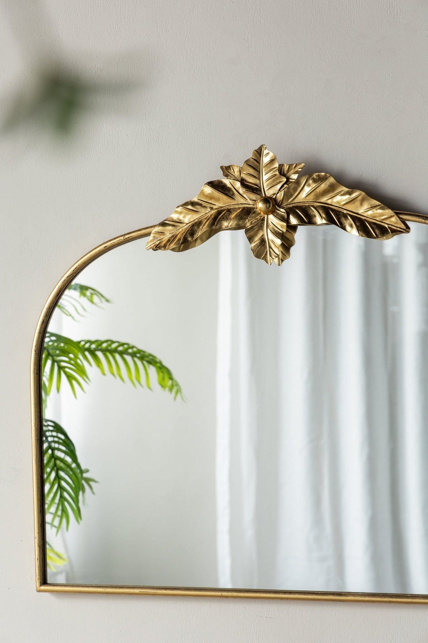 Arched Wall Mirror with Metal Frame - Mirrors
