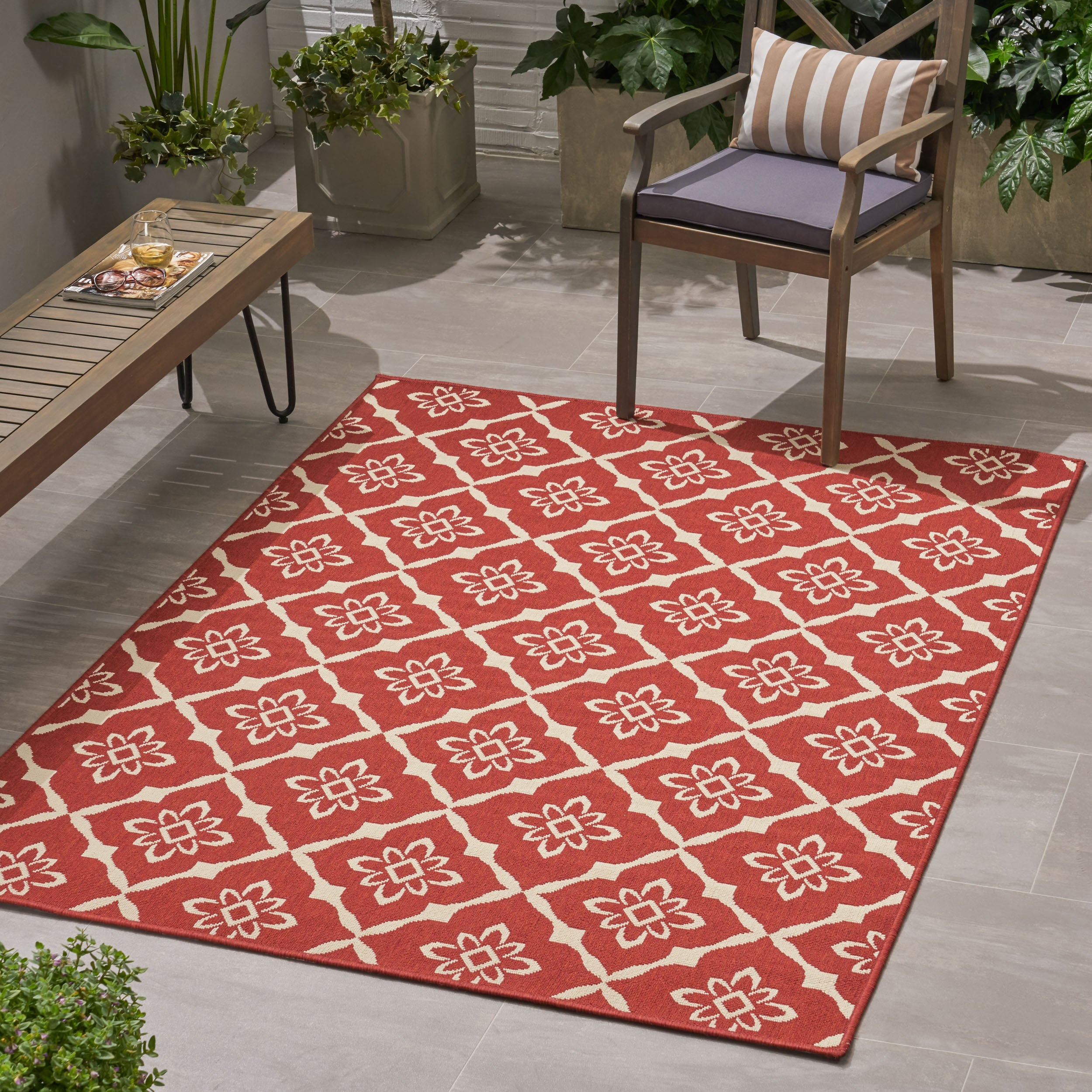 84"x63" Outdoor Rug with Loop Pile Texture and Rectangle Shape