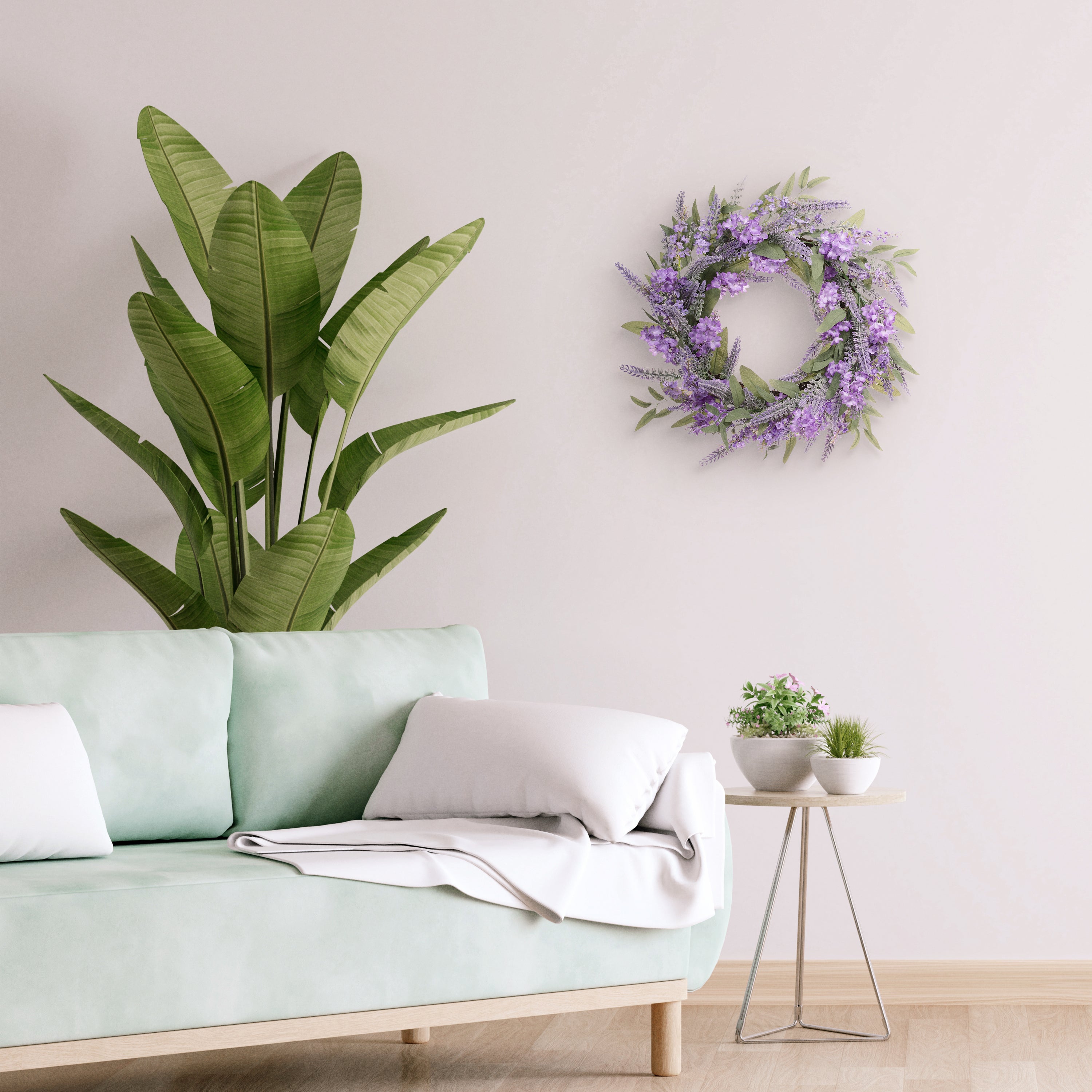24" Artificial Lavender with Green Leaves Floral Spring Wreath