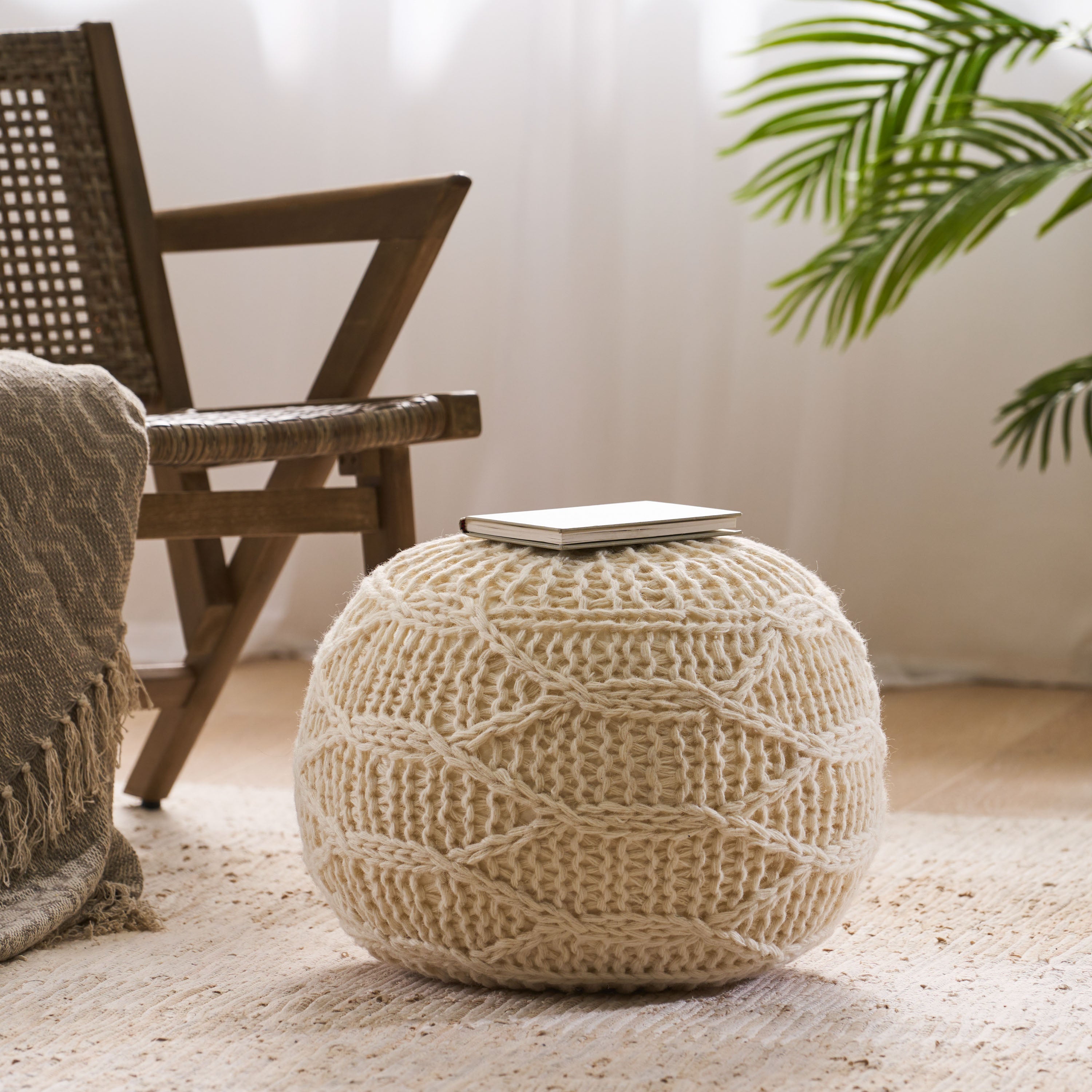20" x 20" Round Wool Pouf