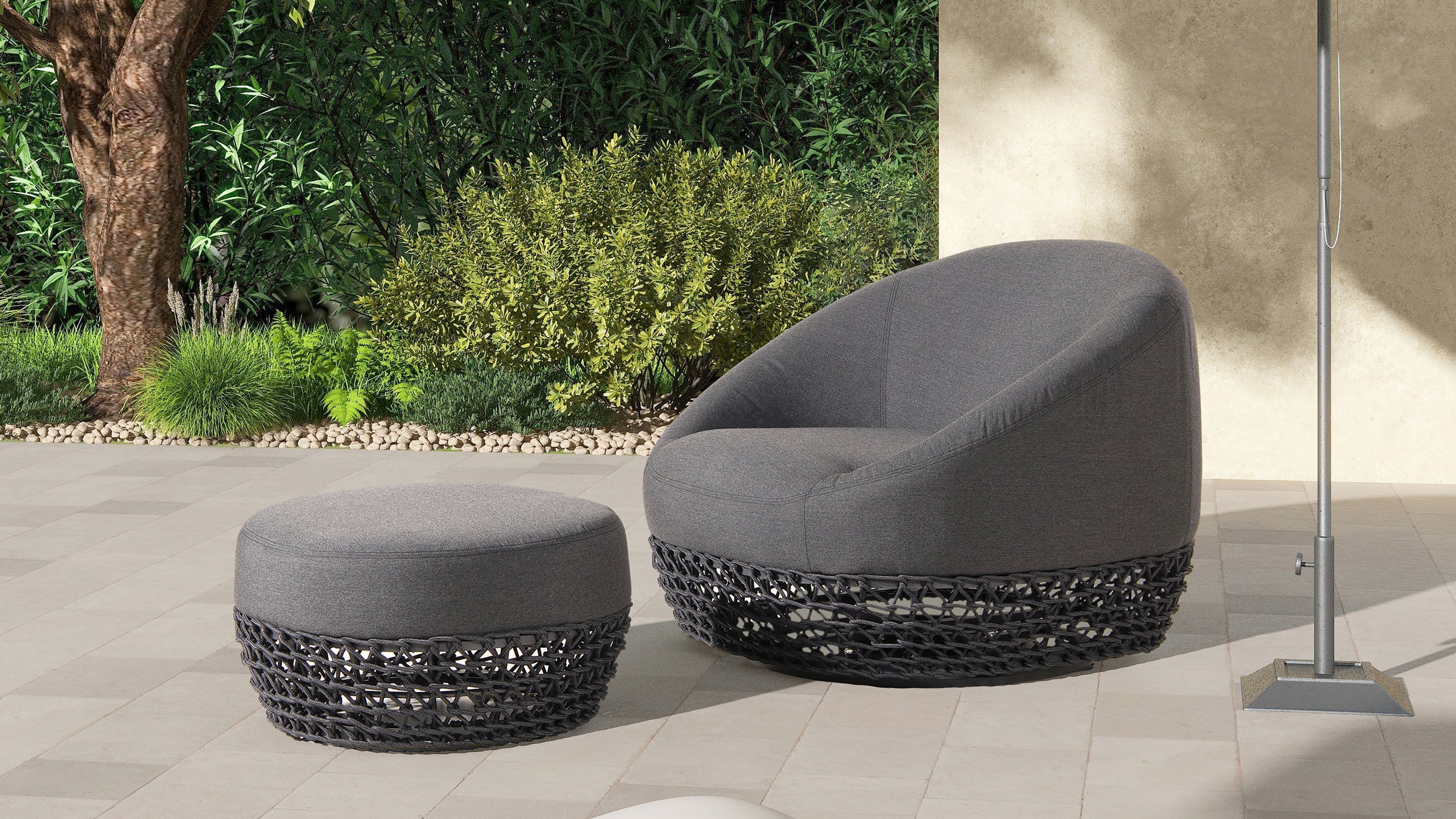 Willow Round Wicker & Upholstered Patio Ottoman