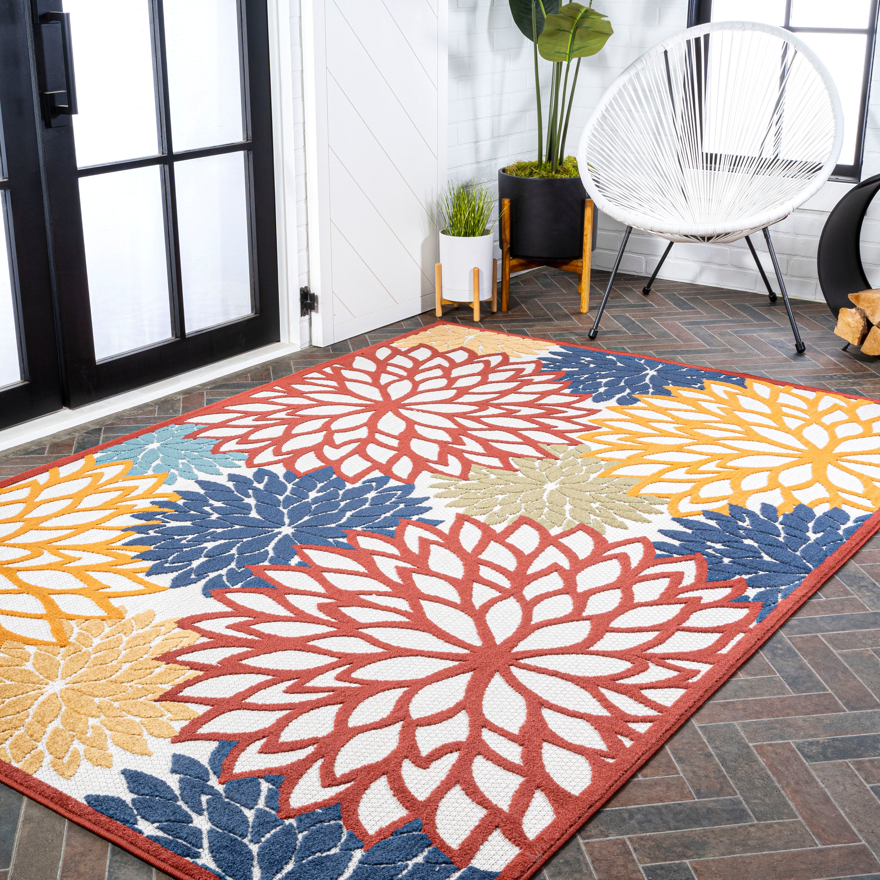 Minori Floral High-Low Indoor/Outdoor Area Rug