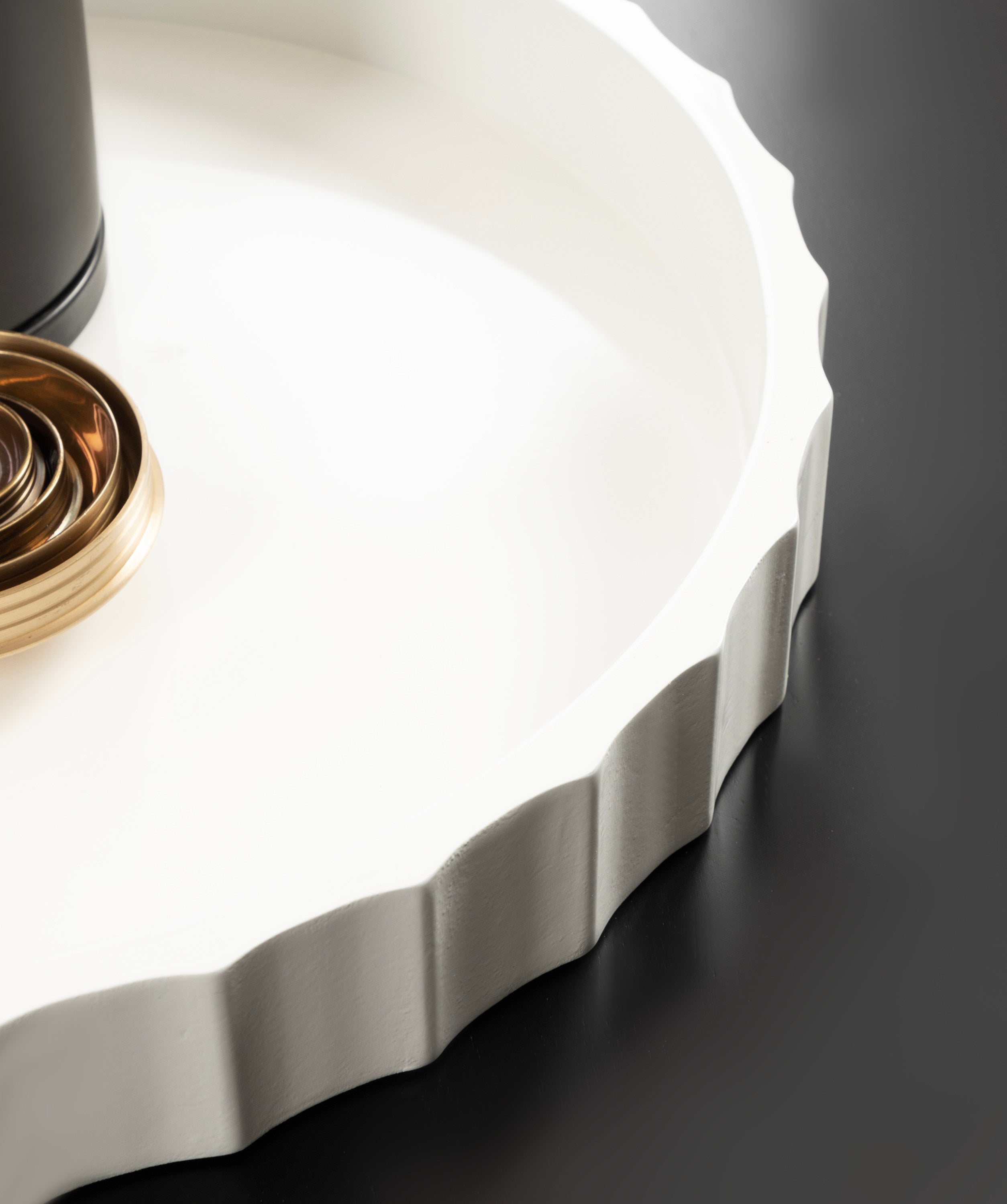 Lissi Round Tray