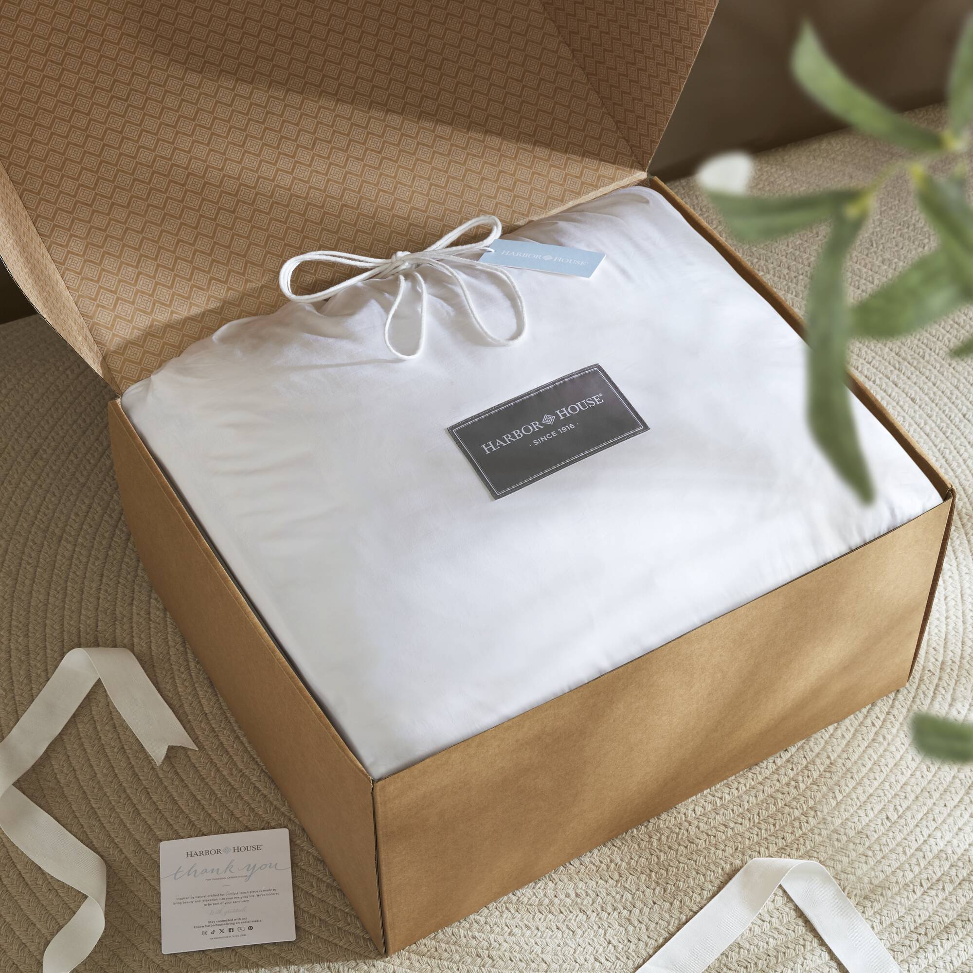 100% Cotton Shell Comforter