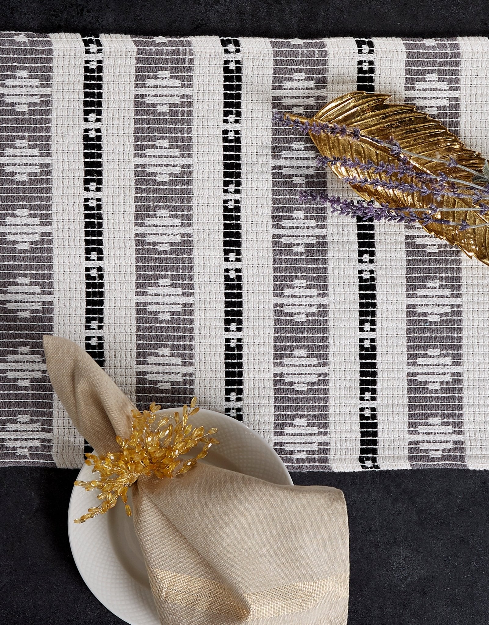 Black/Gray Colby Southwest Table Runner 15X72 - Table Runners