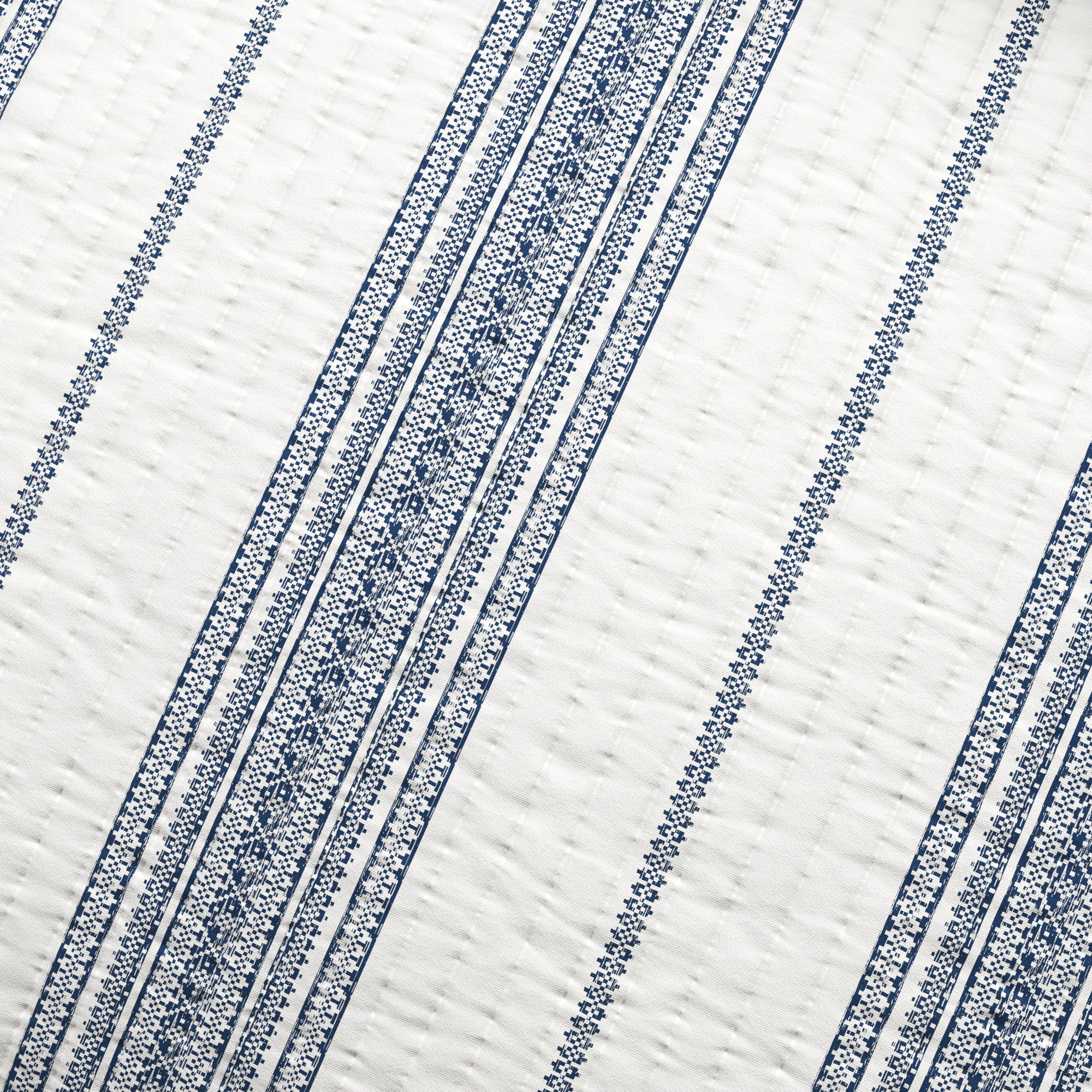 Striped Farmhouse Reversible Quilt Set with Shams