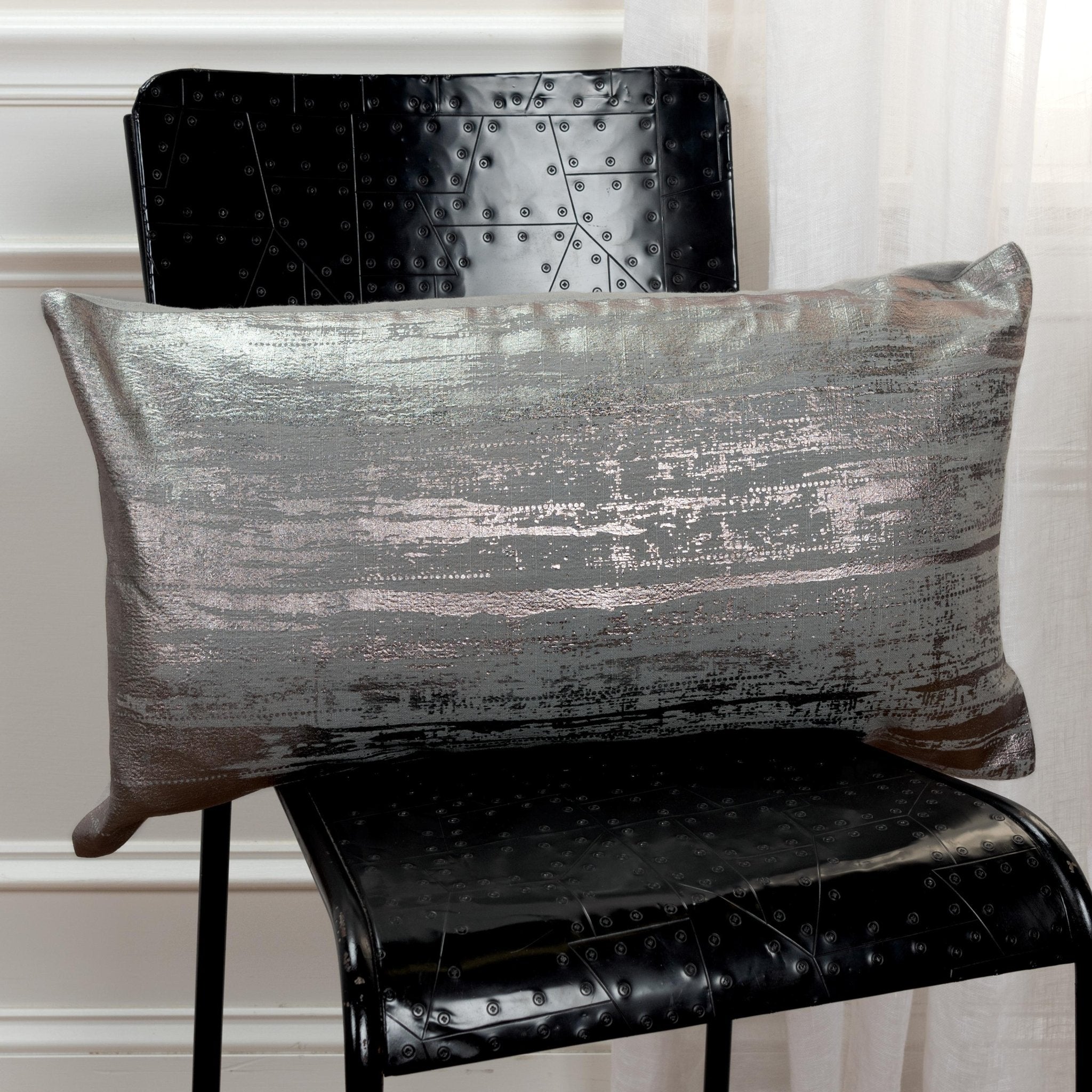 Brushstroke Print Decorative Throw Pillow - Lumbar Pillows
