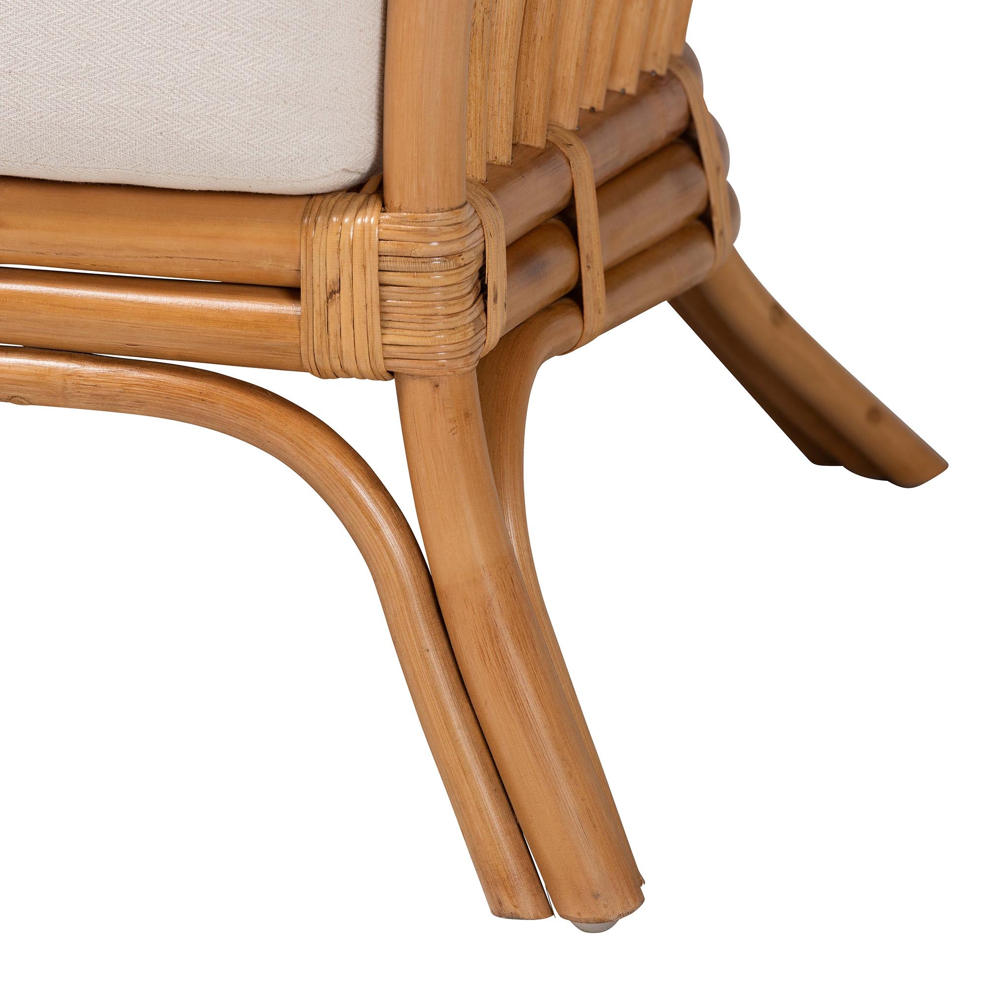 Lisabon Light Honey Rattan Arm Chair