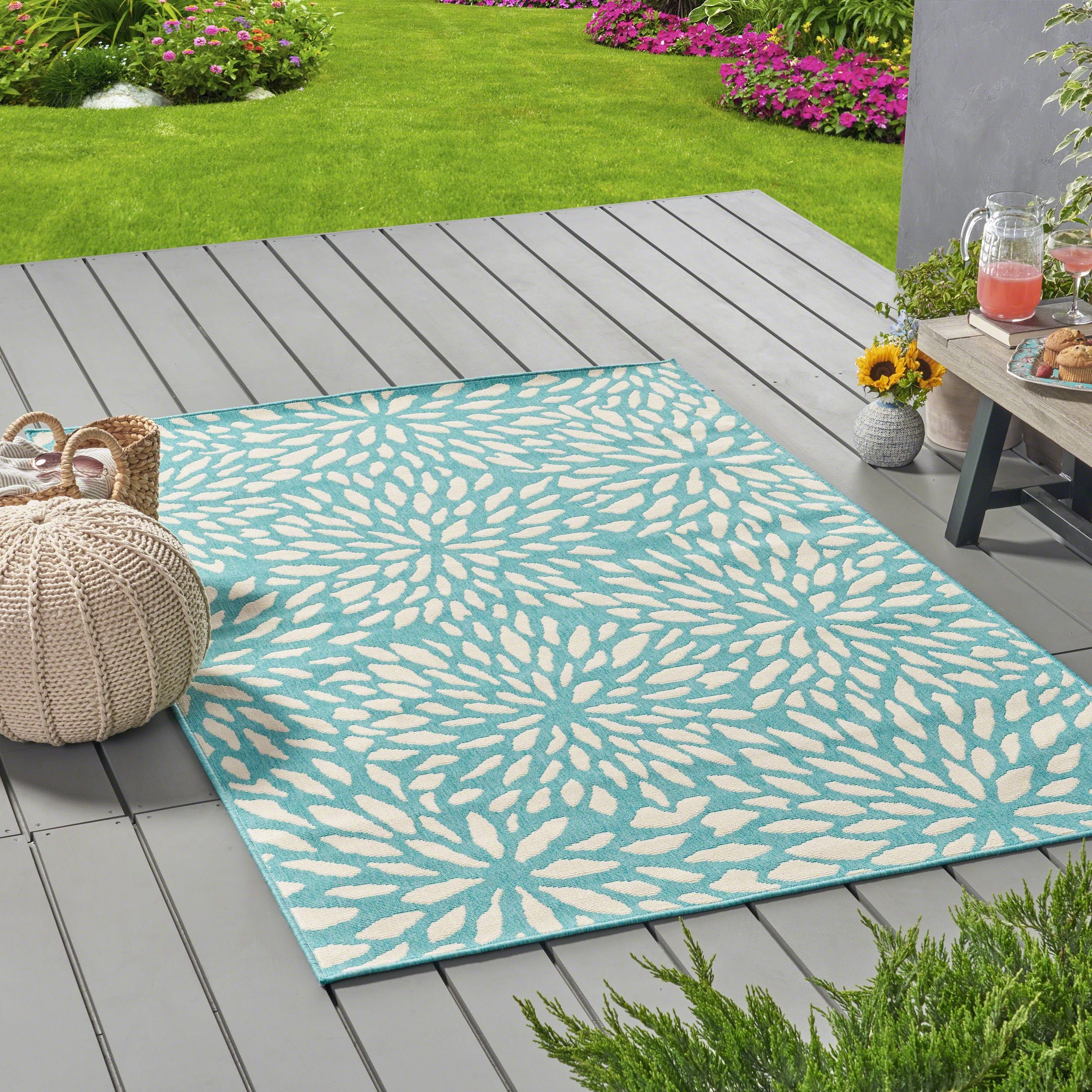 90" x 63" Outdoor Rug with Floral Design and Rectangle Shape