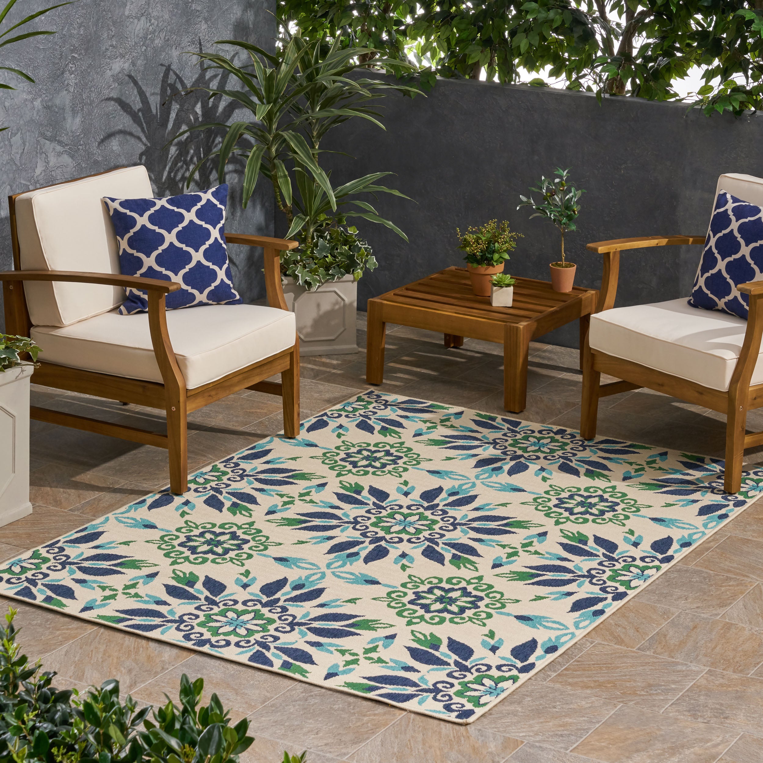 84" x 63" Outdoor Rug with Rectangle Shape