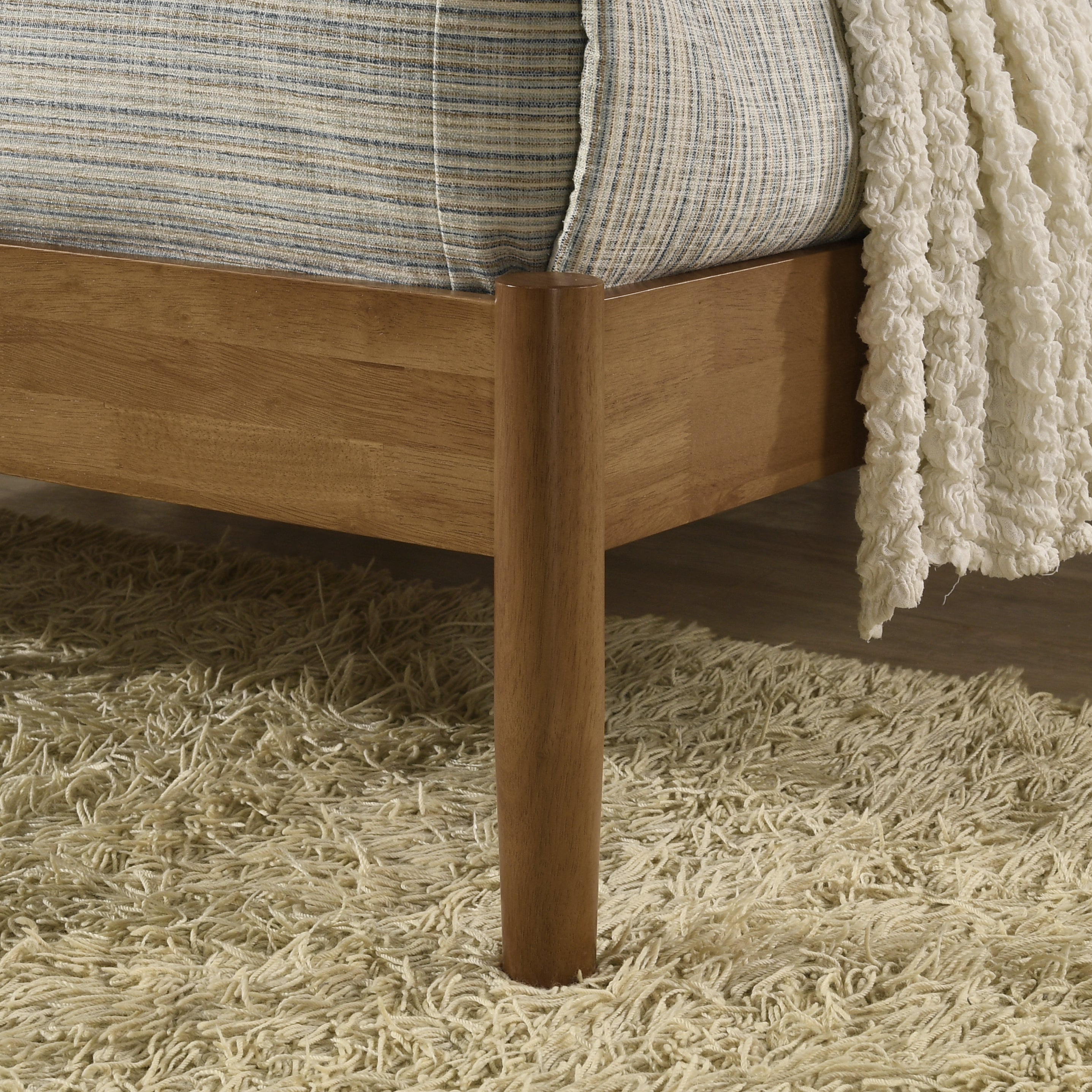 Vichy 4-Piece Rubberwood Queen Bedroom Set