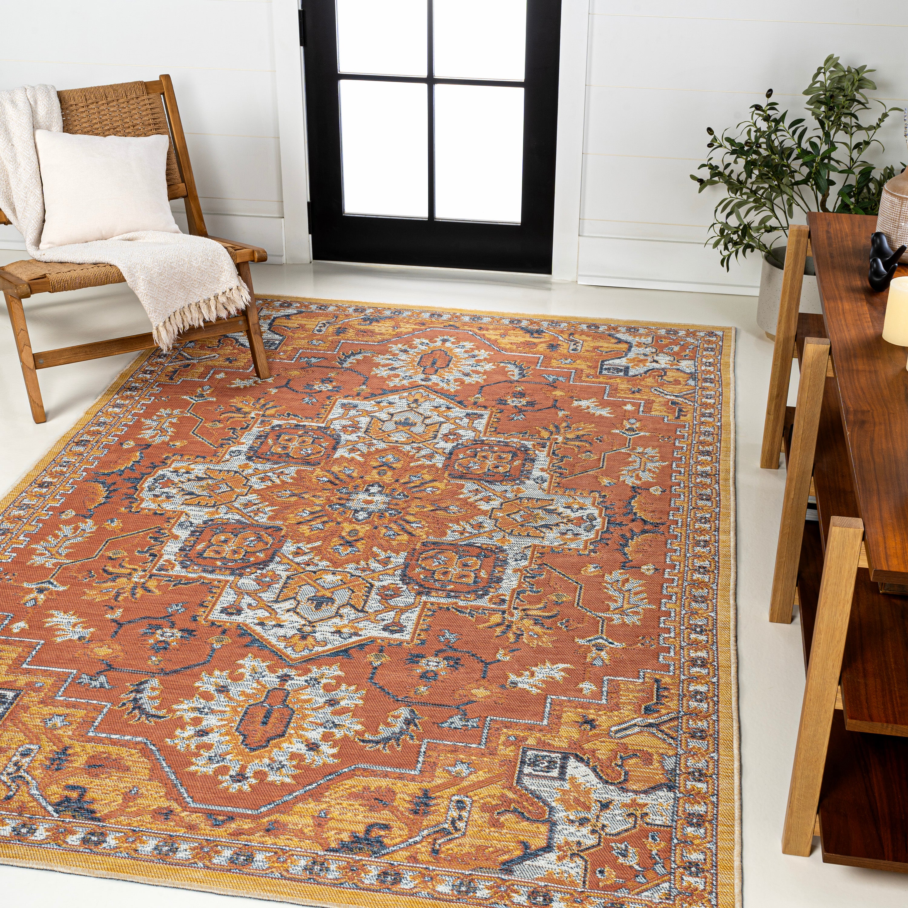 Bijan Traditional Vintage Medallion Reversible Machine-Washable Indoor/Outdoor Runner Rug