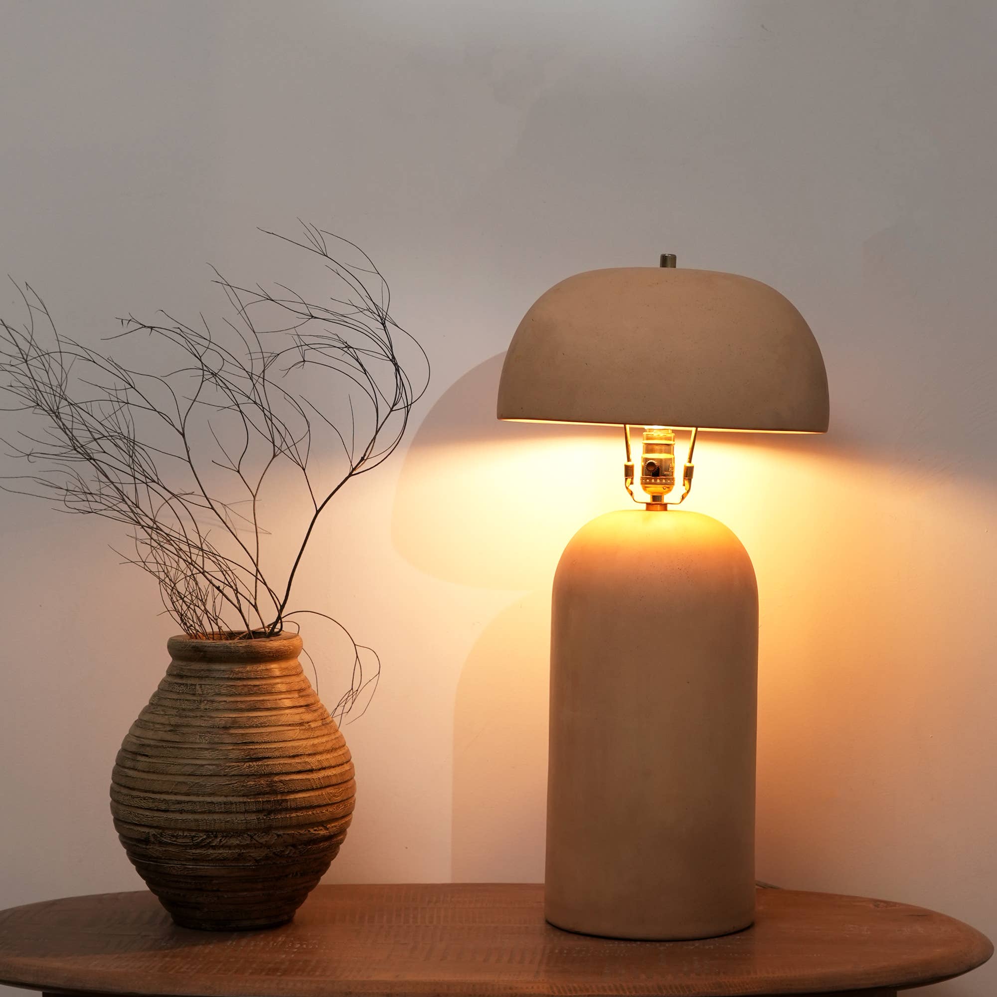 Decorative Ceramic Table Lamp/Tabletop/Home Decor-13X13X24.5"