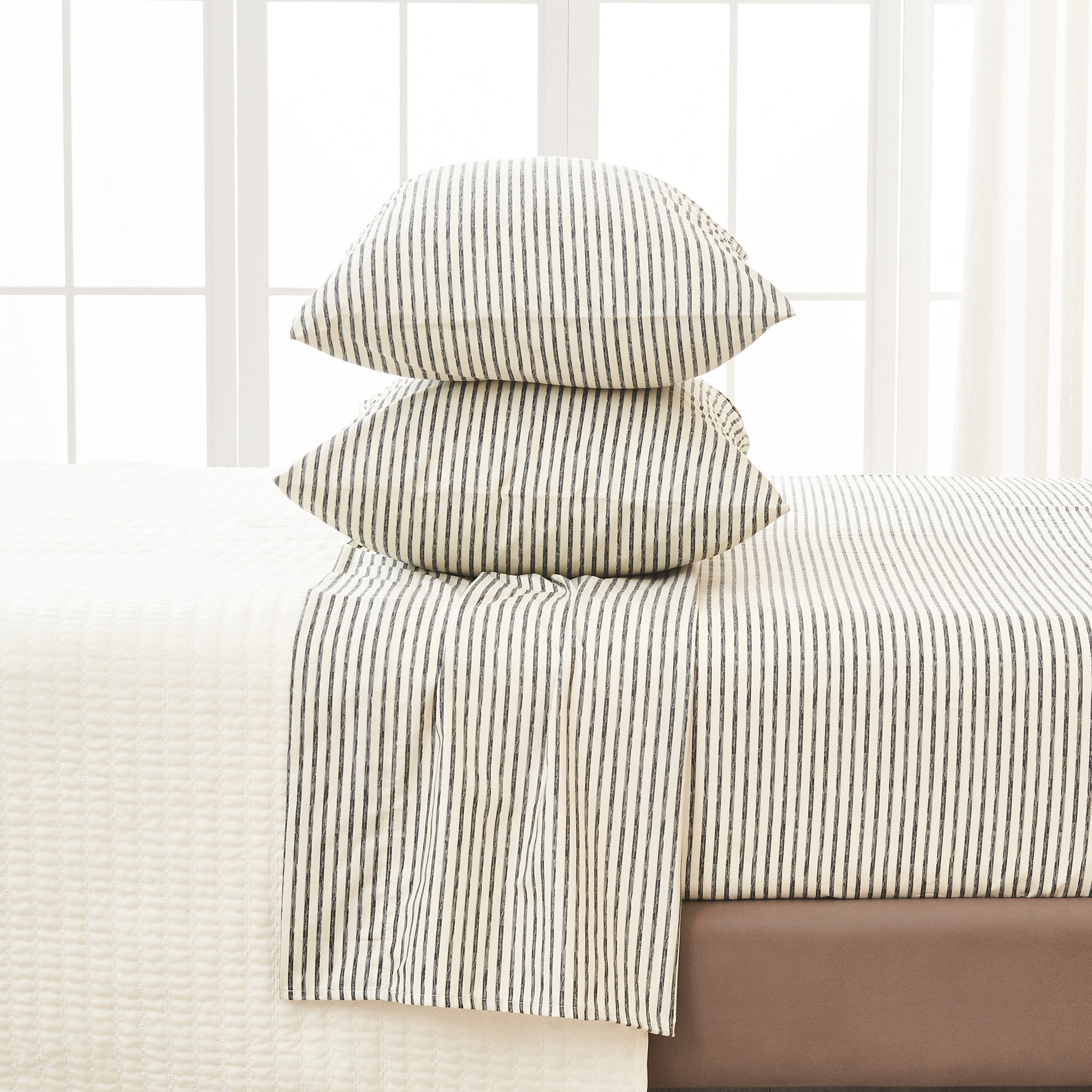 Stripe Printed Microfiber Sheet Set