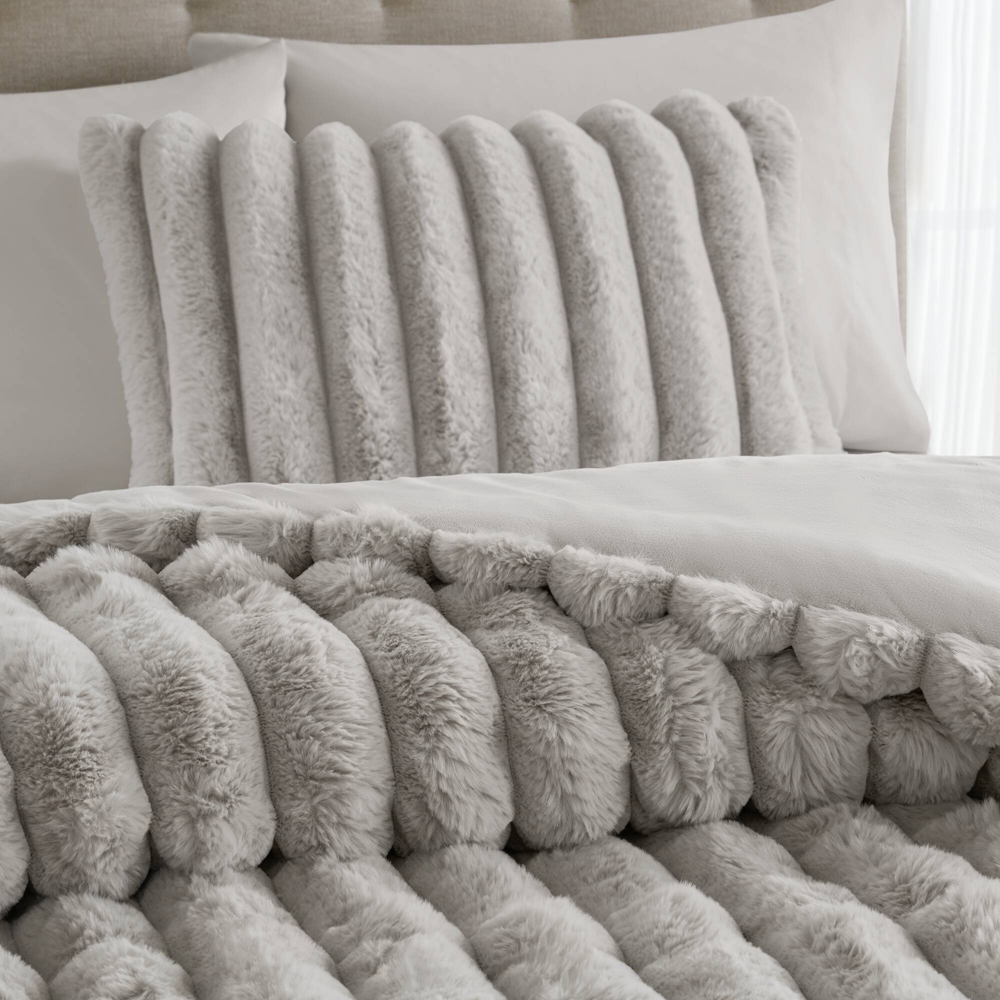 Ultrasoft Faux Fur Ribbed Comforter Set