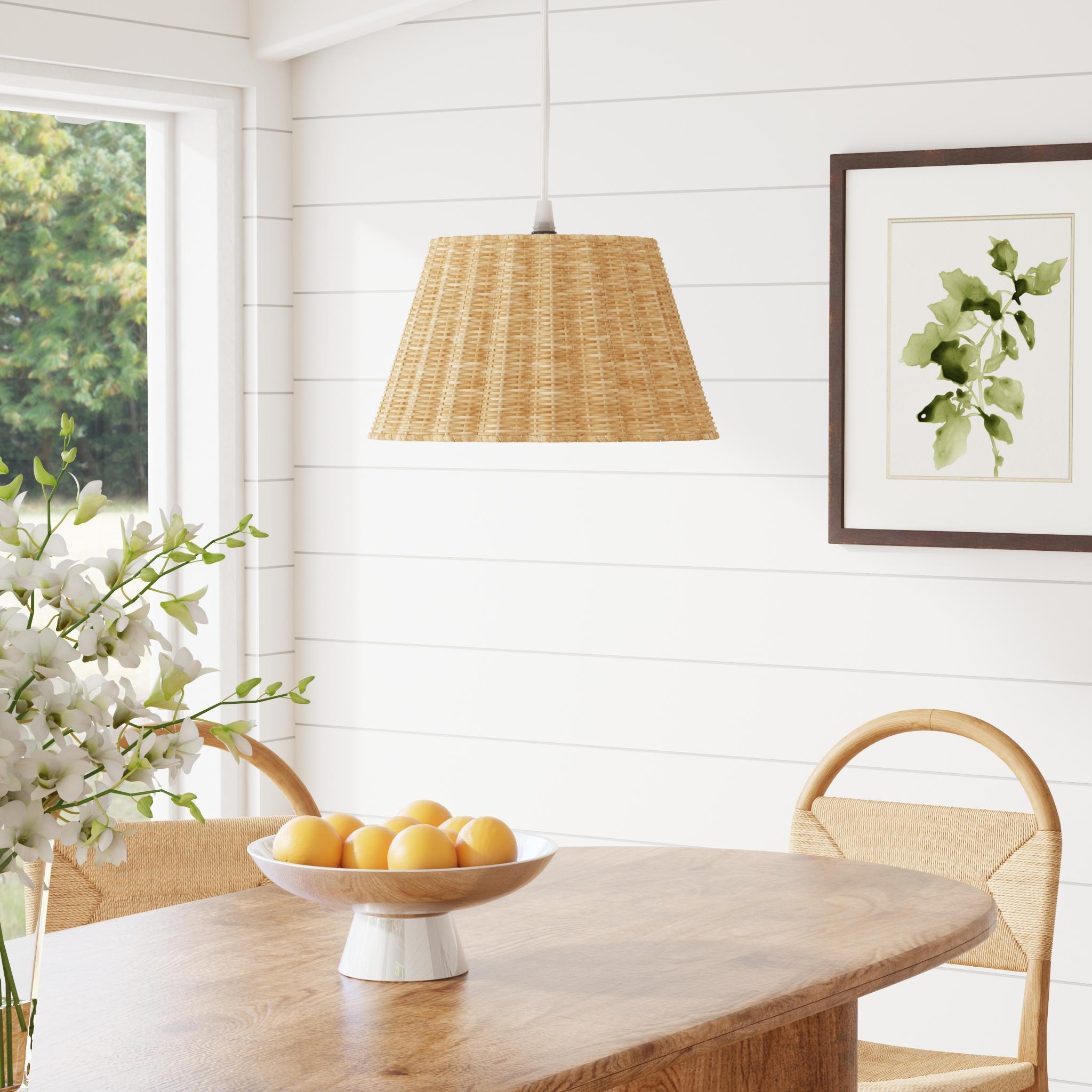 Rattan Scalloped Pendant