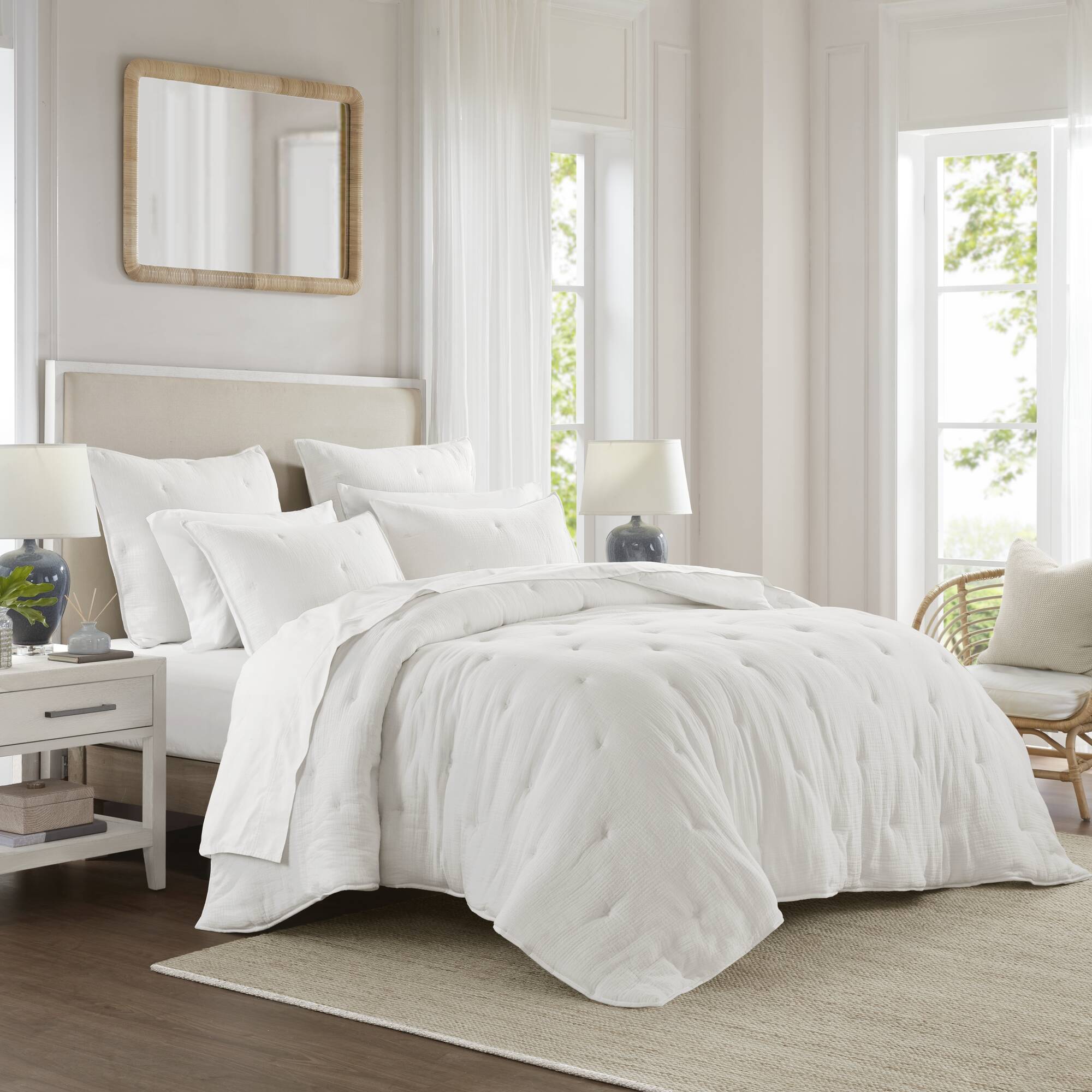 3 Piece Cotton Gauze Embroidered Quilt Set