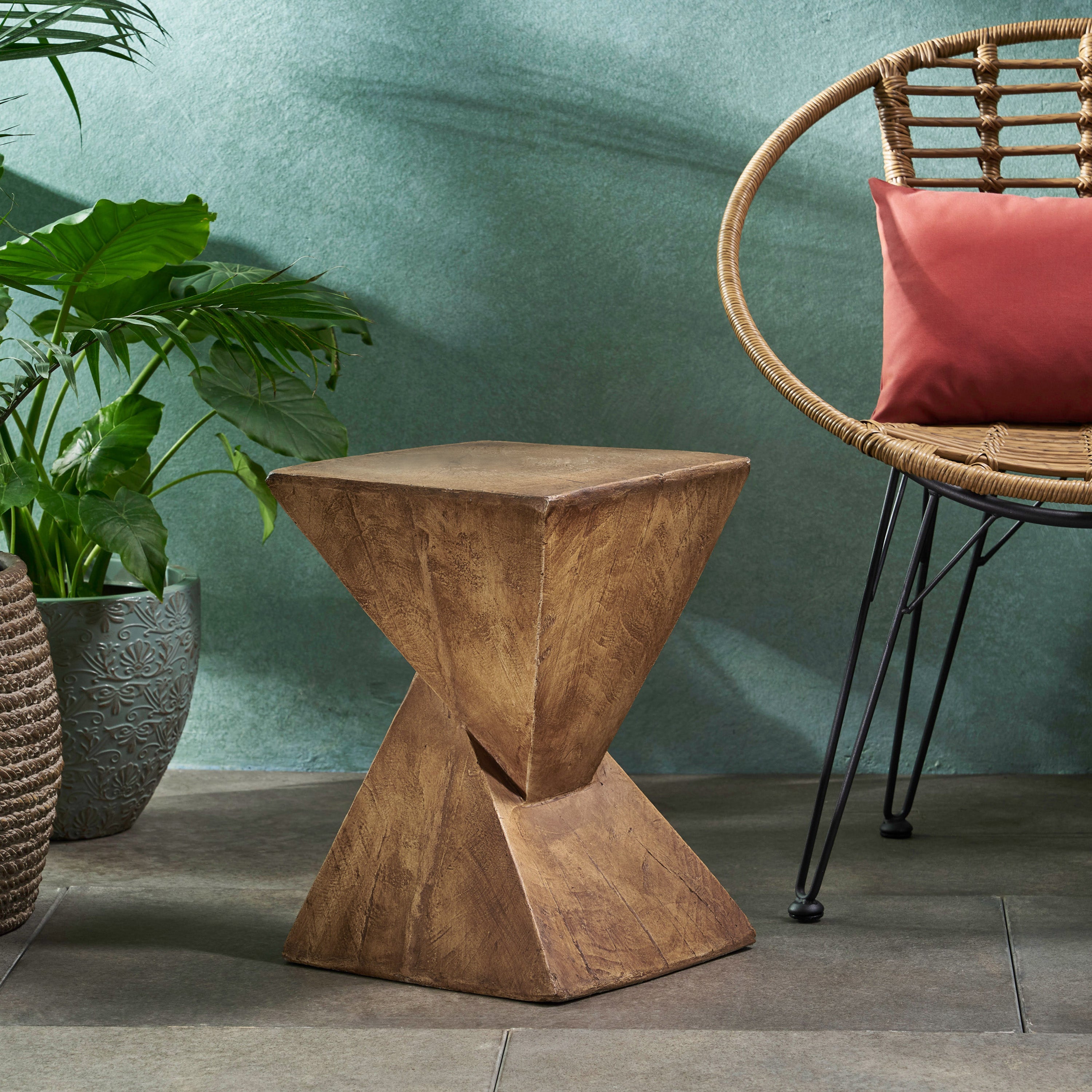 Tess Modern Side Table