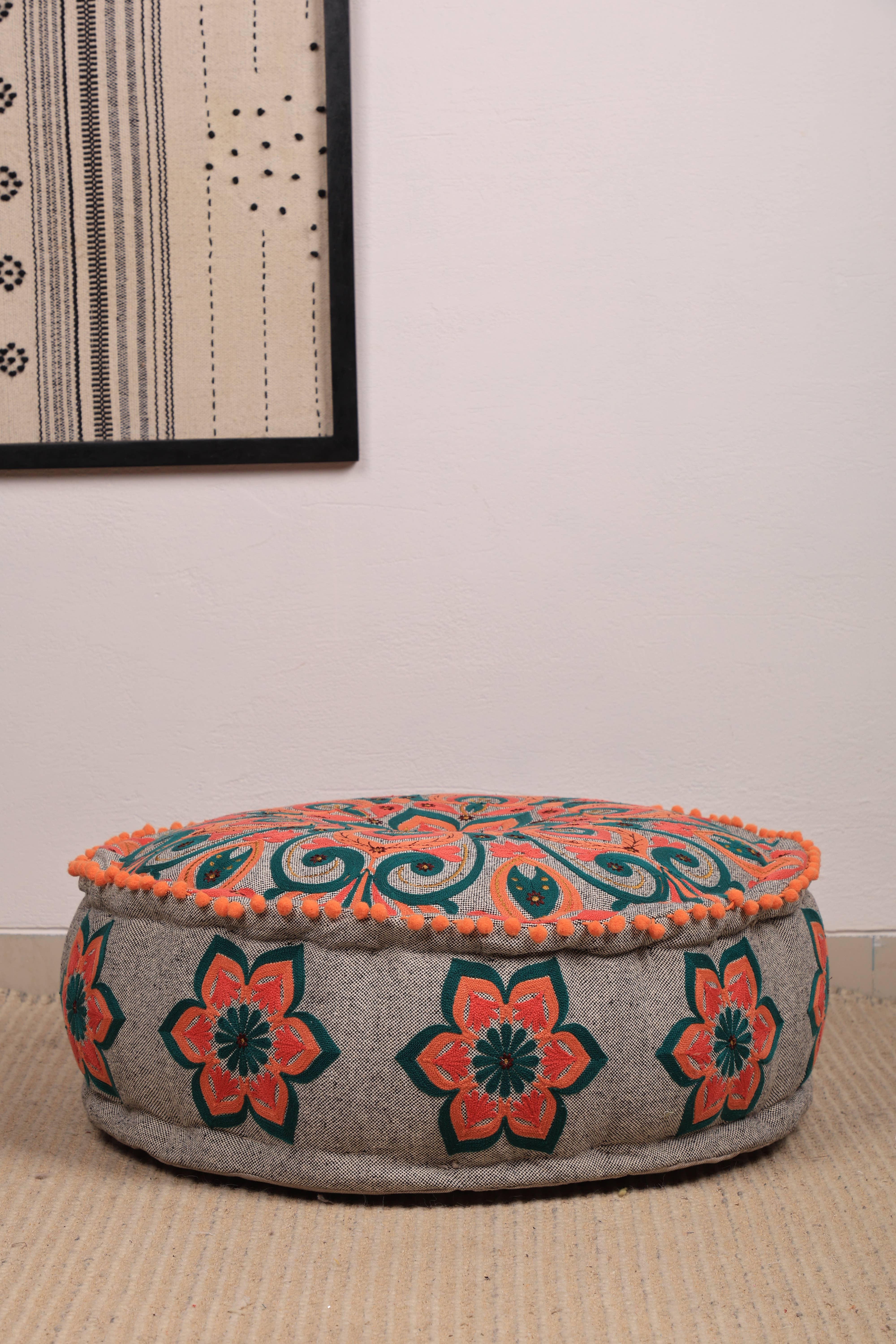 Mandala Pouf with Pompoms