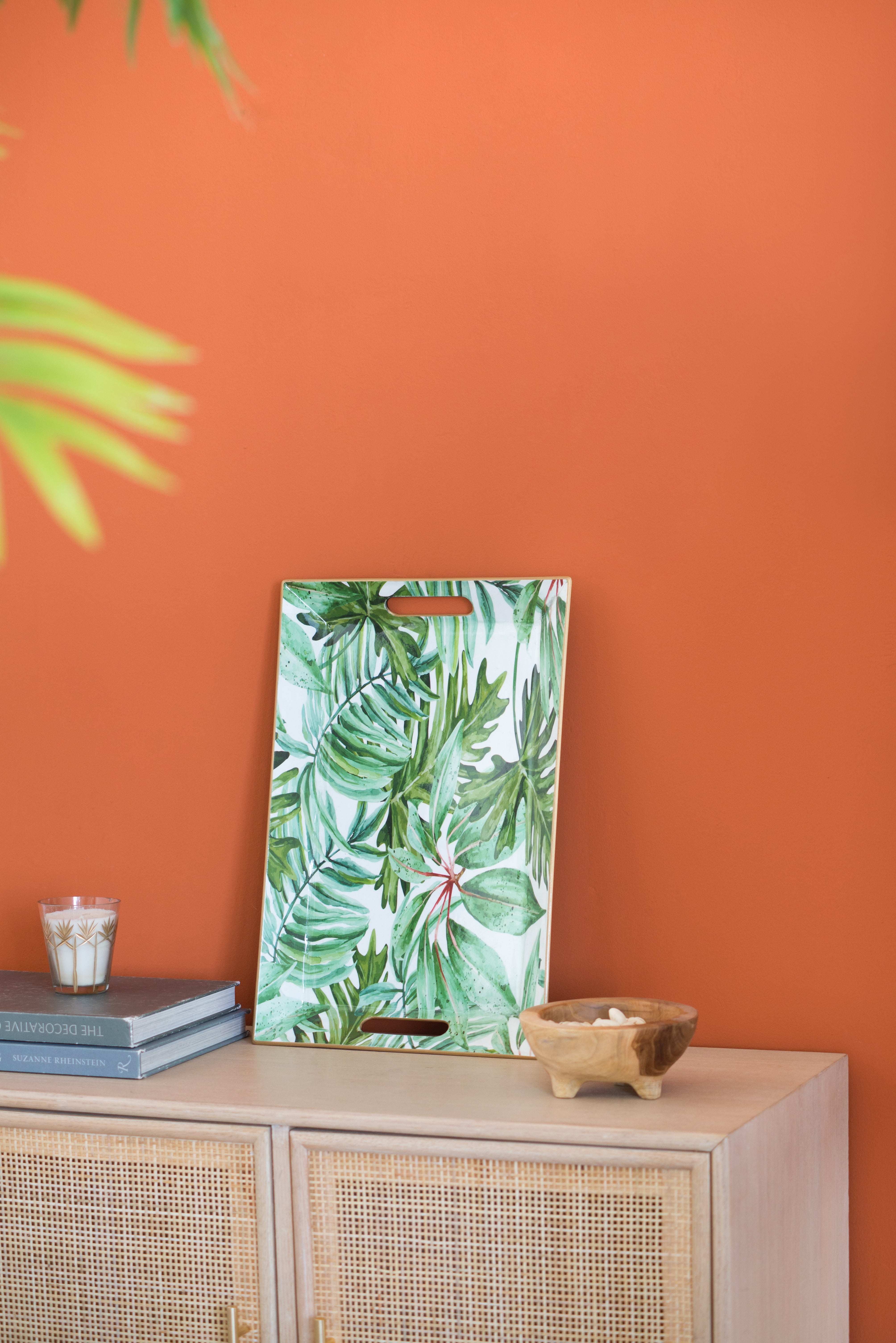 Palm Leaf Plastic Charger Plate, 4 Pack