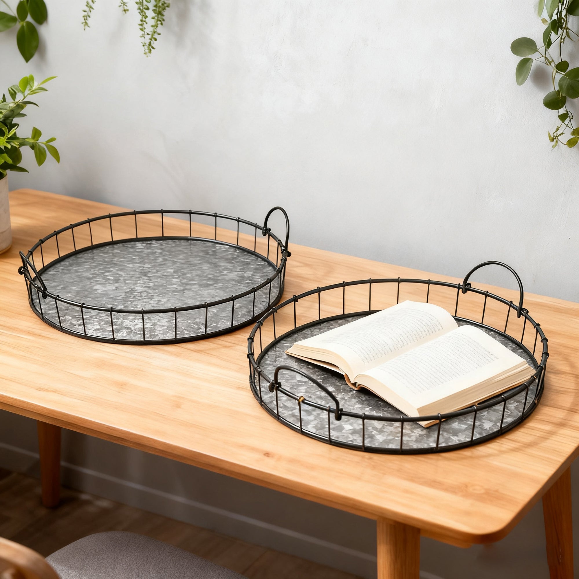 Iron Galvanized Farmhosue Trays with Handle, Set of 2