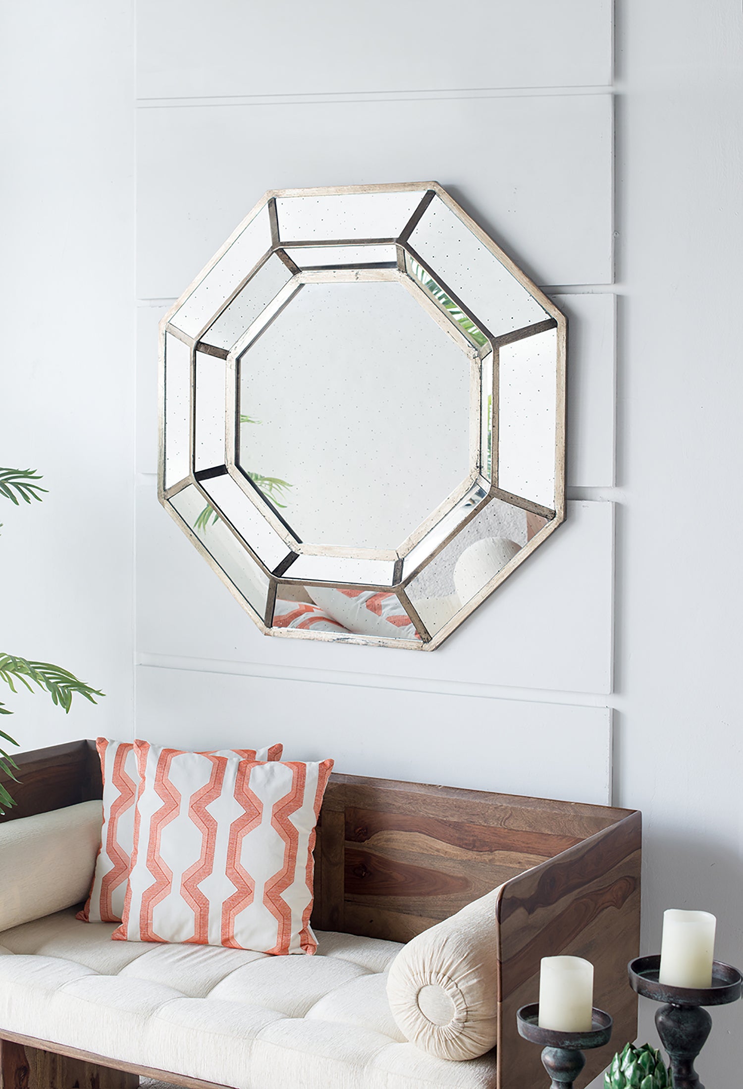 Octagon Accent Mirror with Practical Edge Design