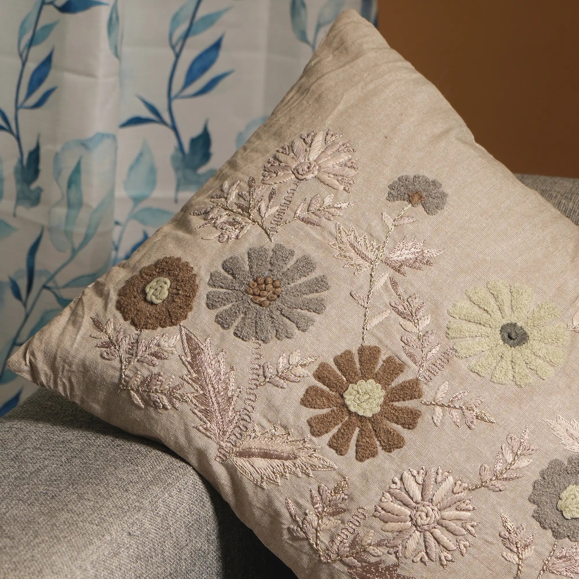 100% Linen Floral Embroidery Cushion