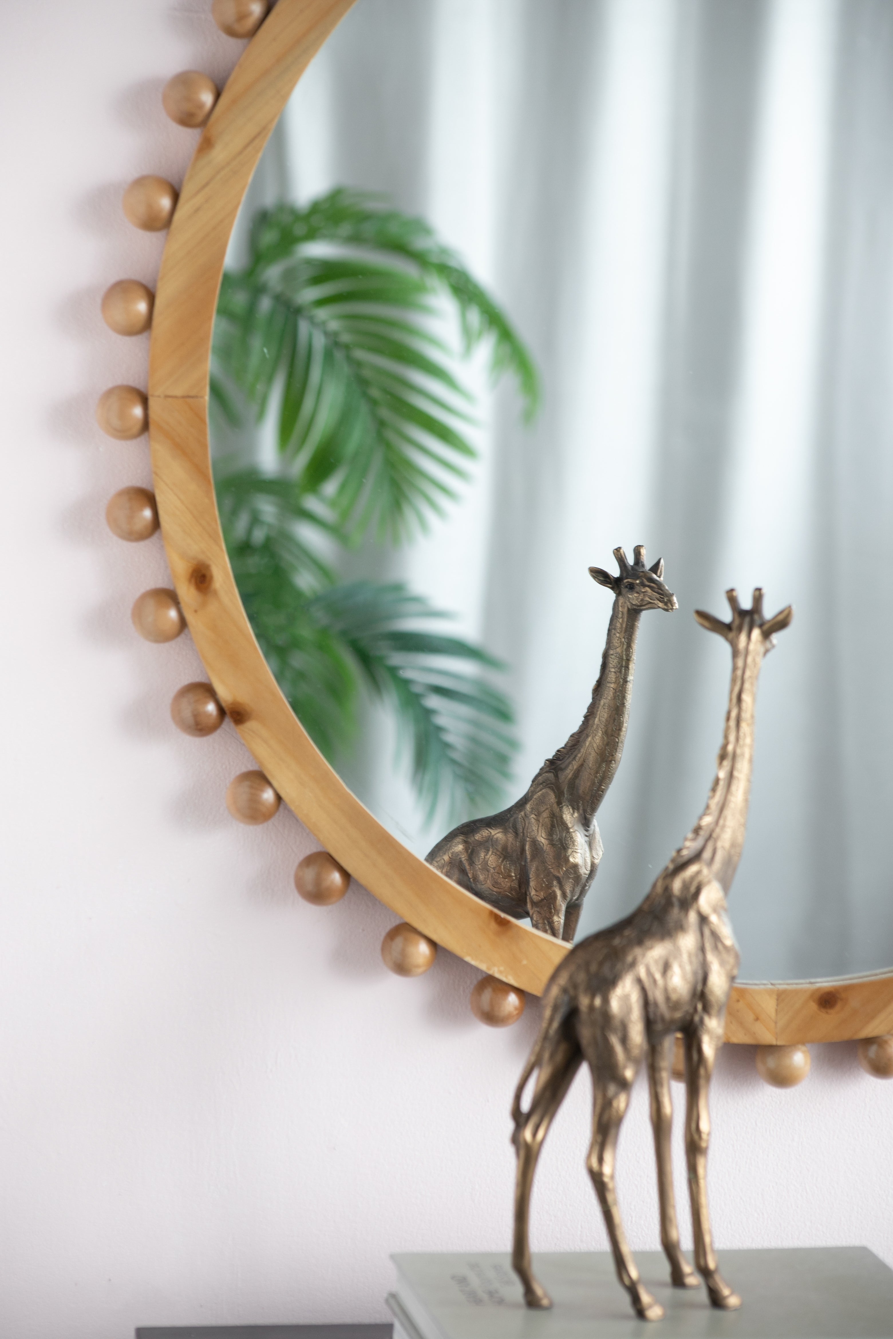 Round Wall Mirror with Beaded Wooden Frame