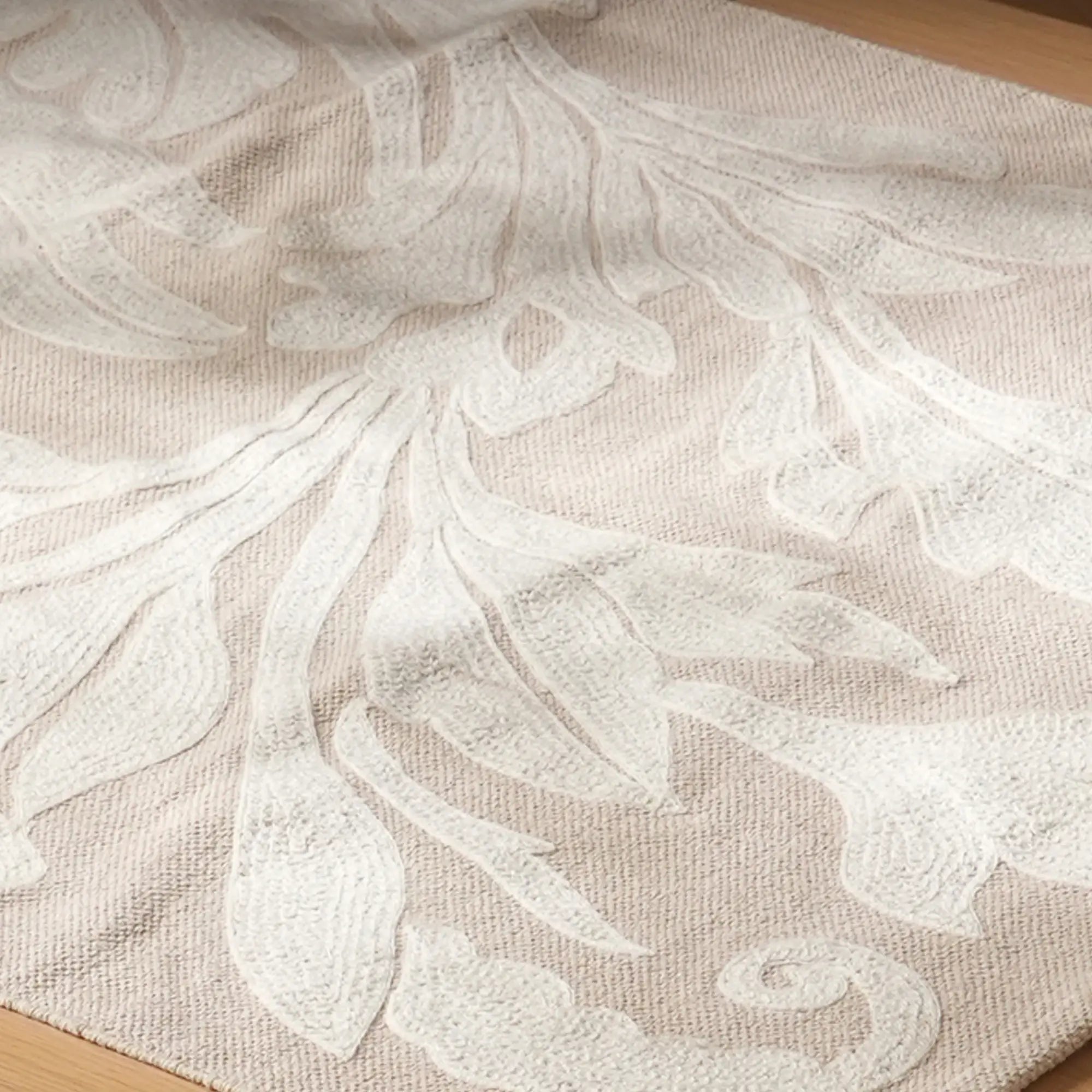 Cotton Embroidered Rug with Open Tassels