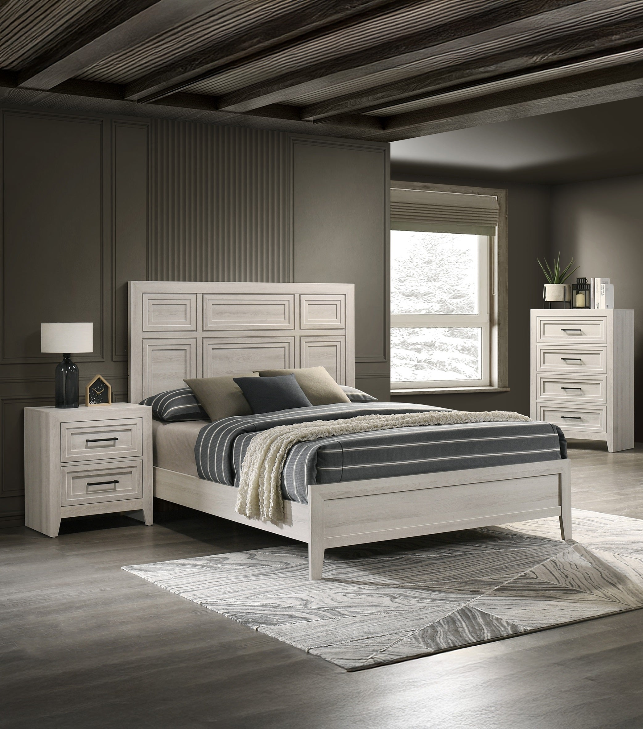 Havenwood Geometric Design Contemporary 4-Drawer Chest/Dresser