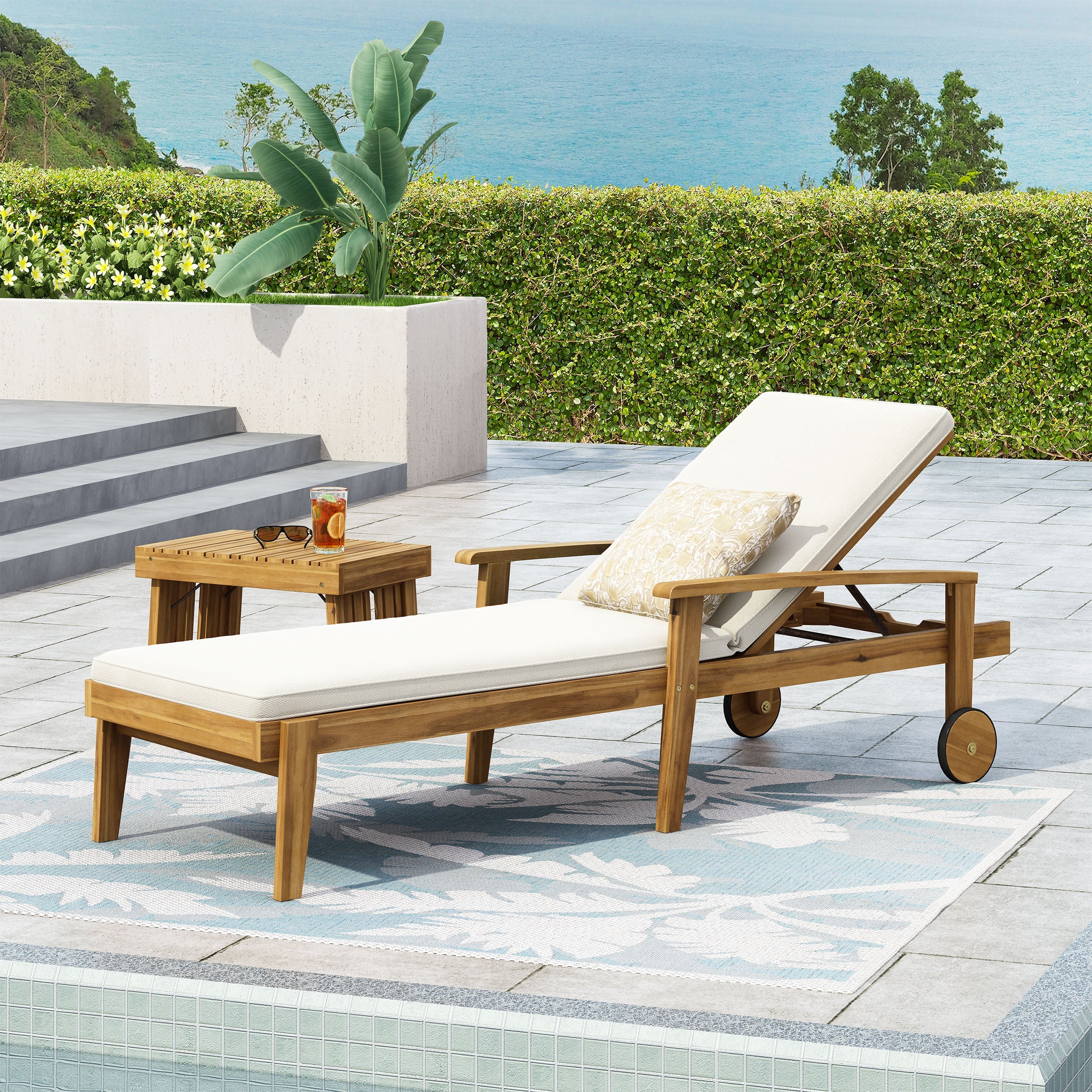 Delmar Chaise Lounge