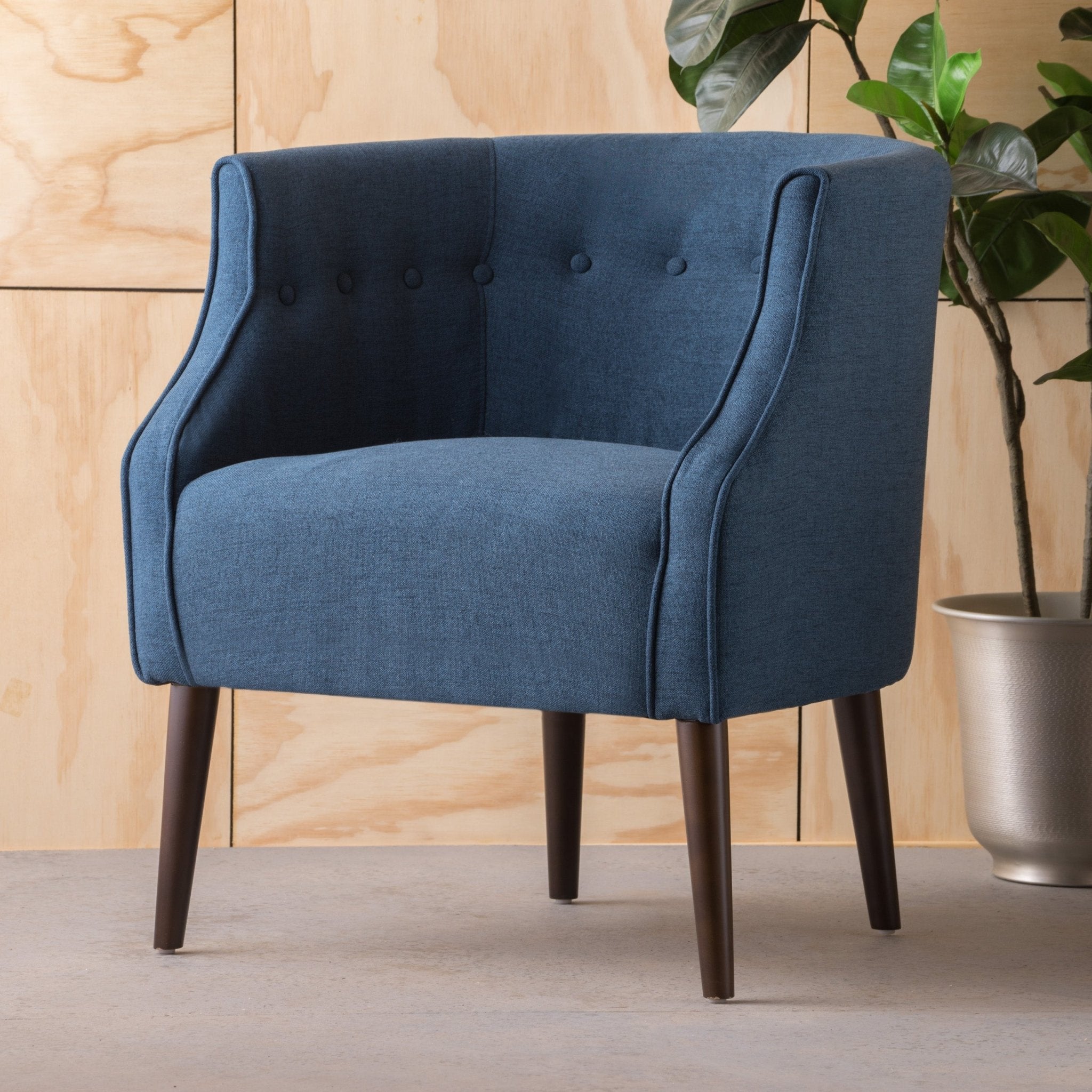 Flutter Upholstered Club Chair with Button Tufting and Tapered Wood Legs - Accent Chairs
