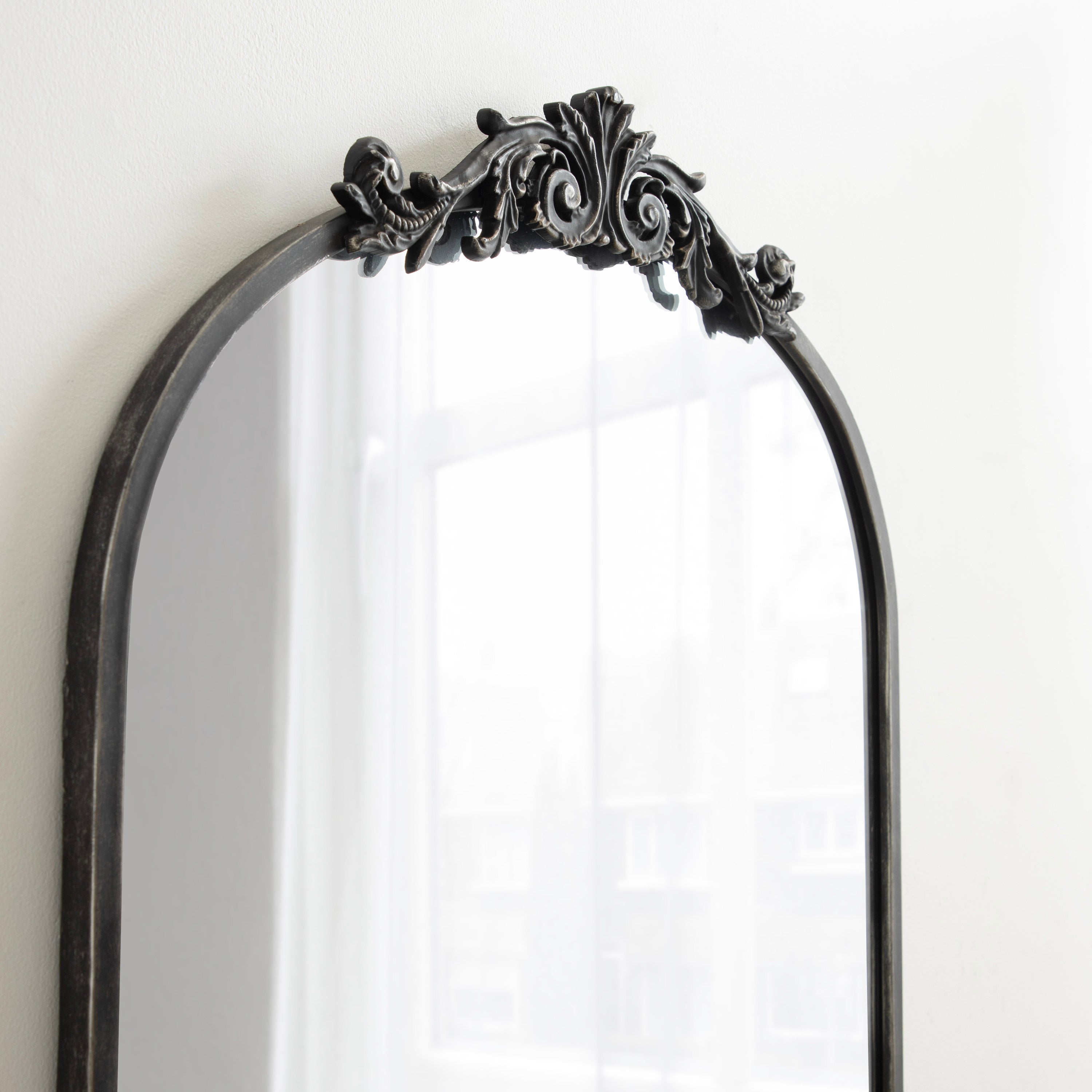 Arendahl Capsule Wall Mirror