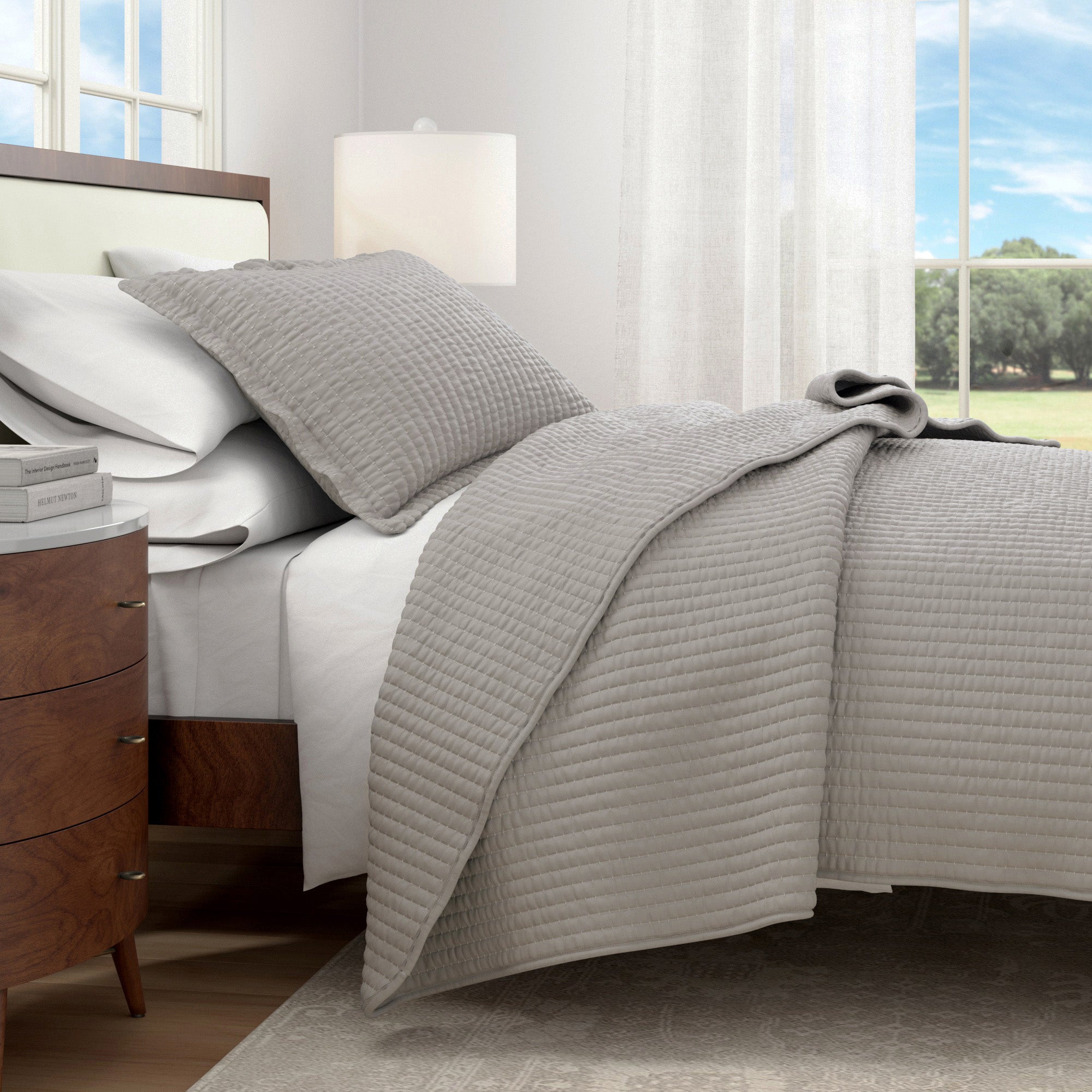 Stitched Quilt Set with Shams