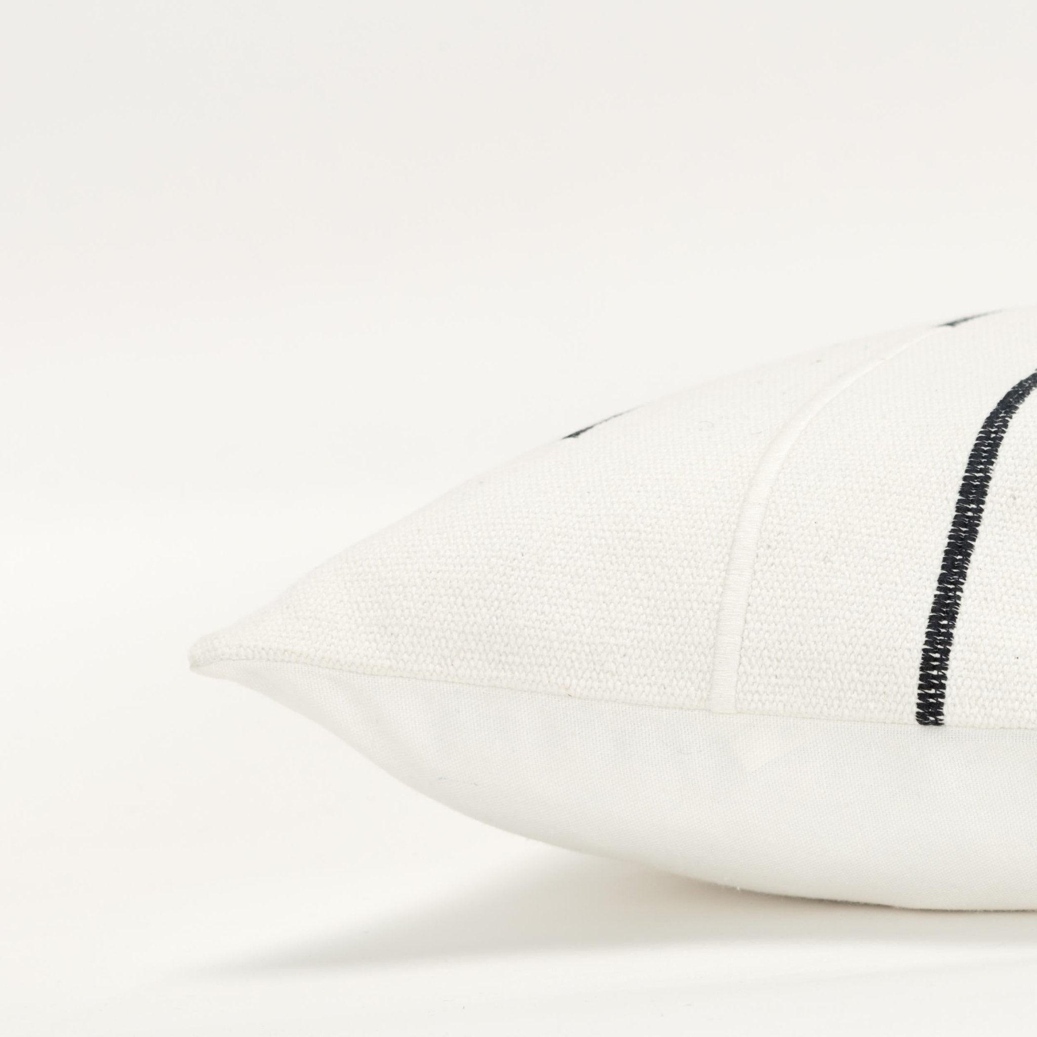 Geometric Decorative Lumbar Pillows - Lumbar Pillows